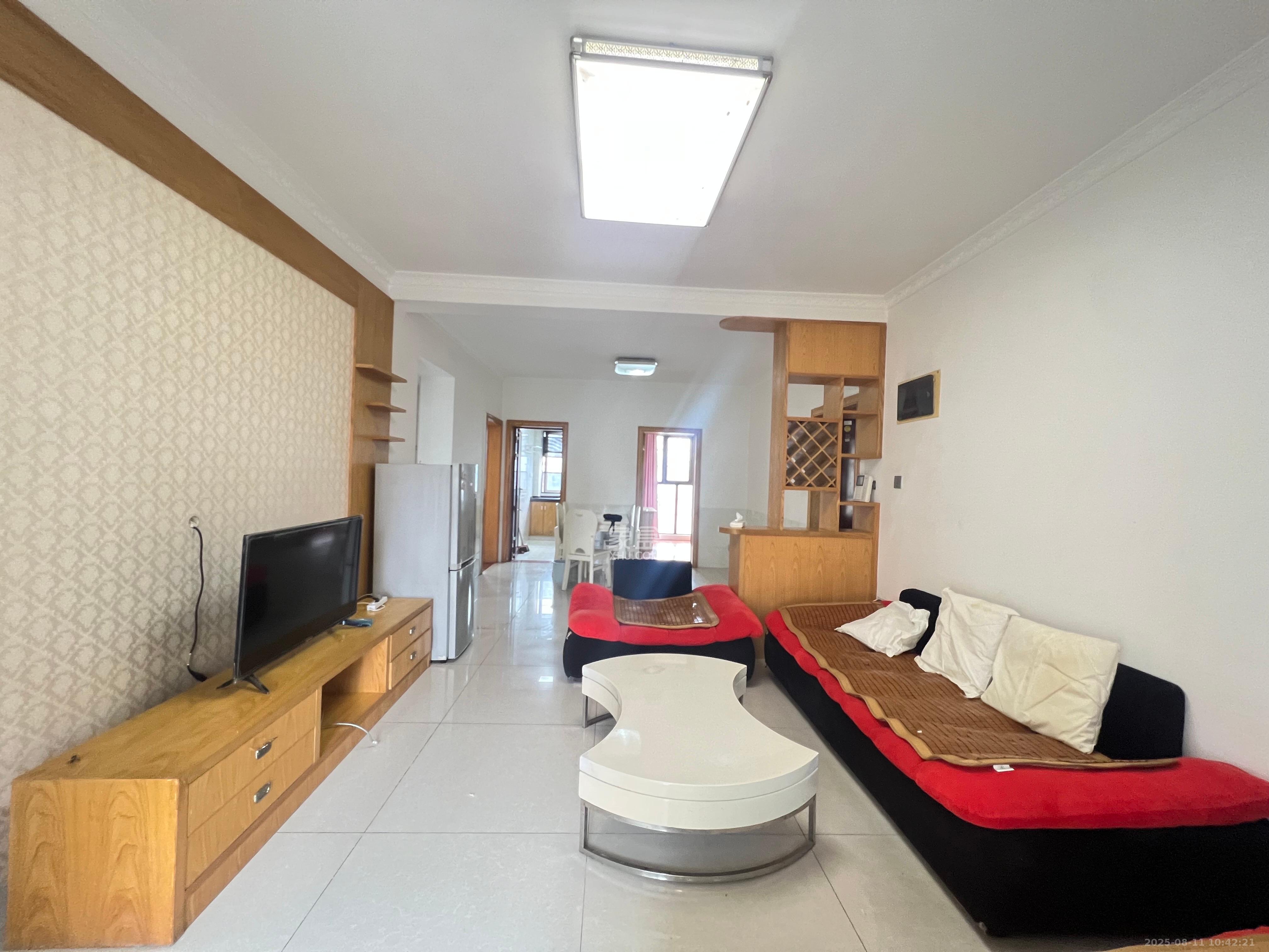 保利麓谷林语E区  3室2厅1卫   2300.00元/月室内图