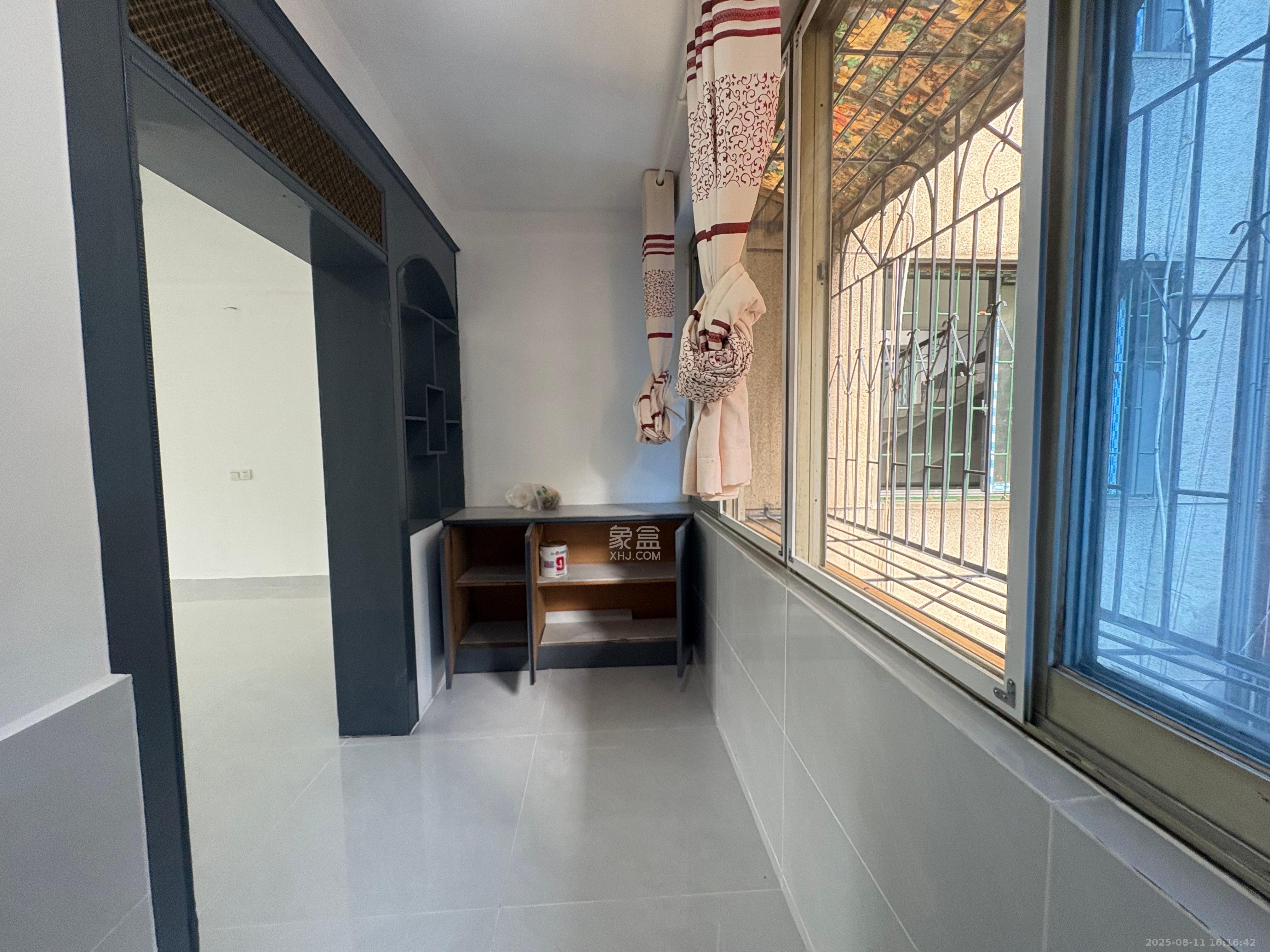 城南花苑 3室1厅1卫 2000.0元/月 城南花苑 3室1厅1卫 2000.0元/月室内图