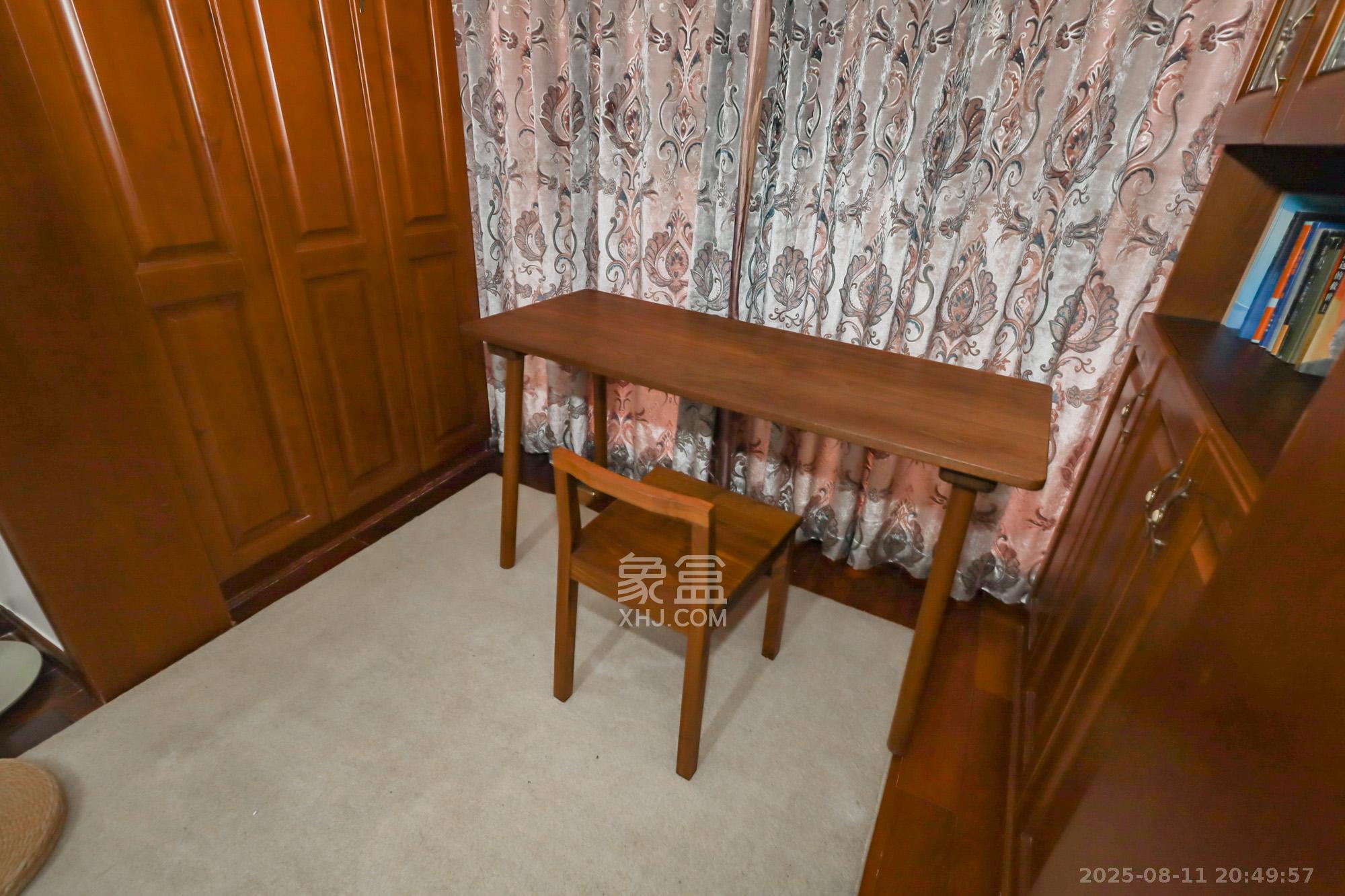 西山汇景一、二期  3室2厅2卫    196.0万其他