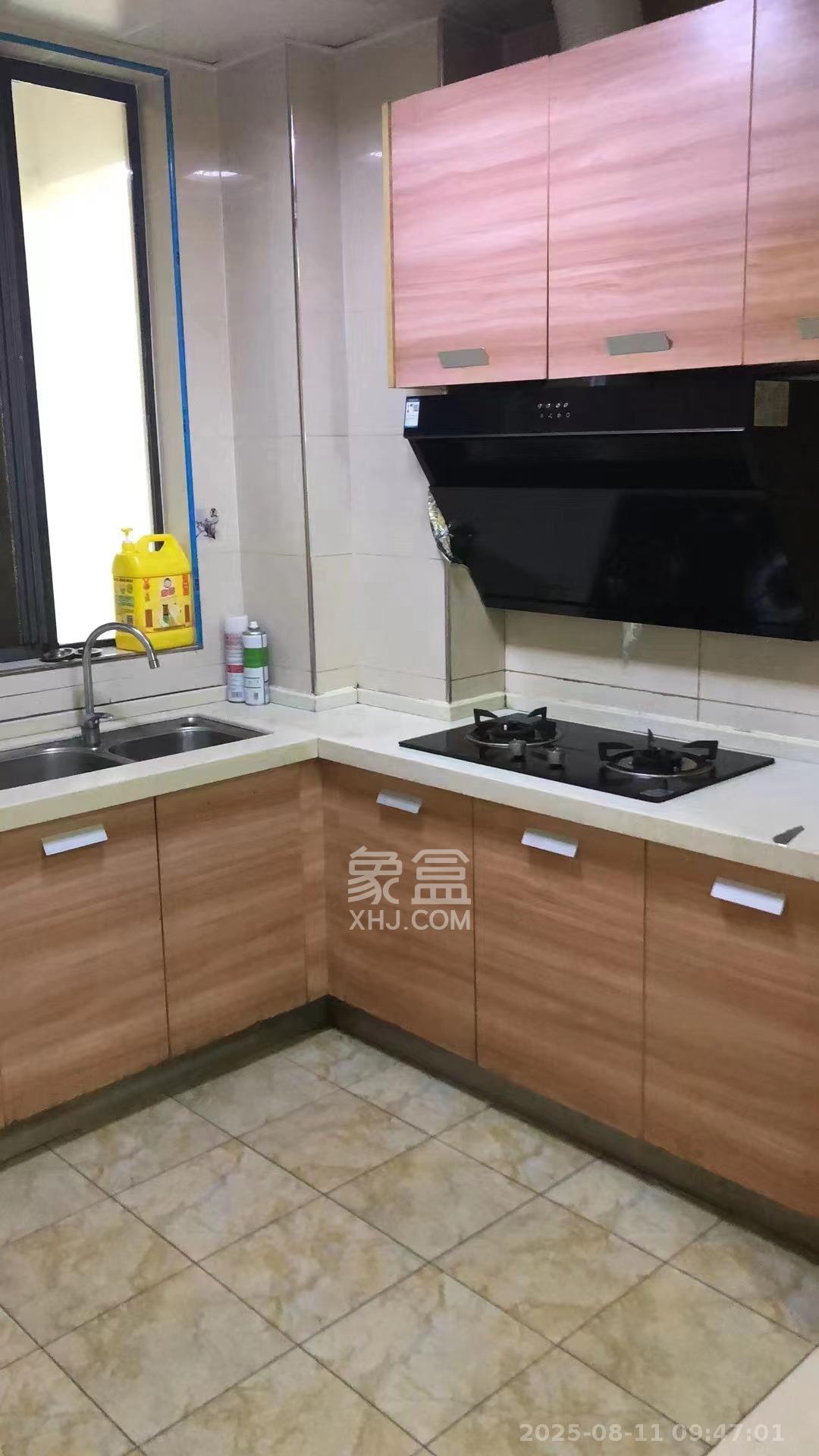莱茵城  2室2厅1卫   2000.00元/月室内图