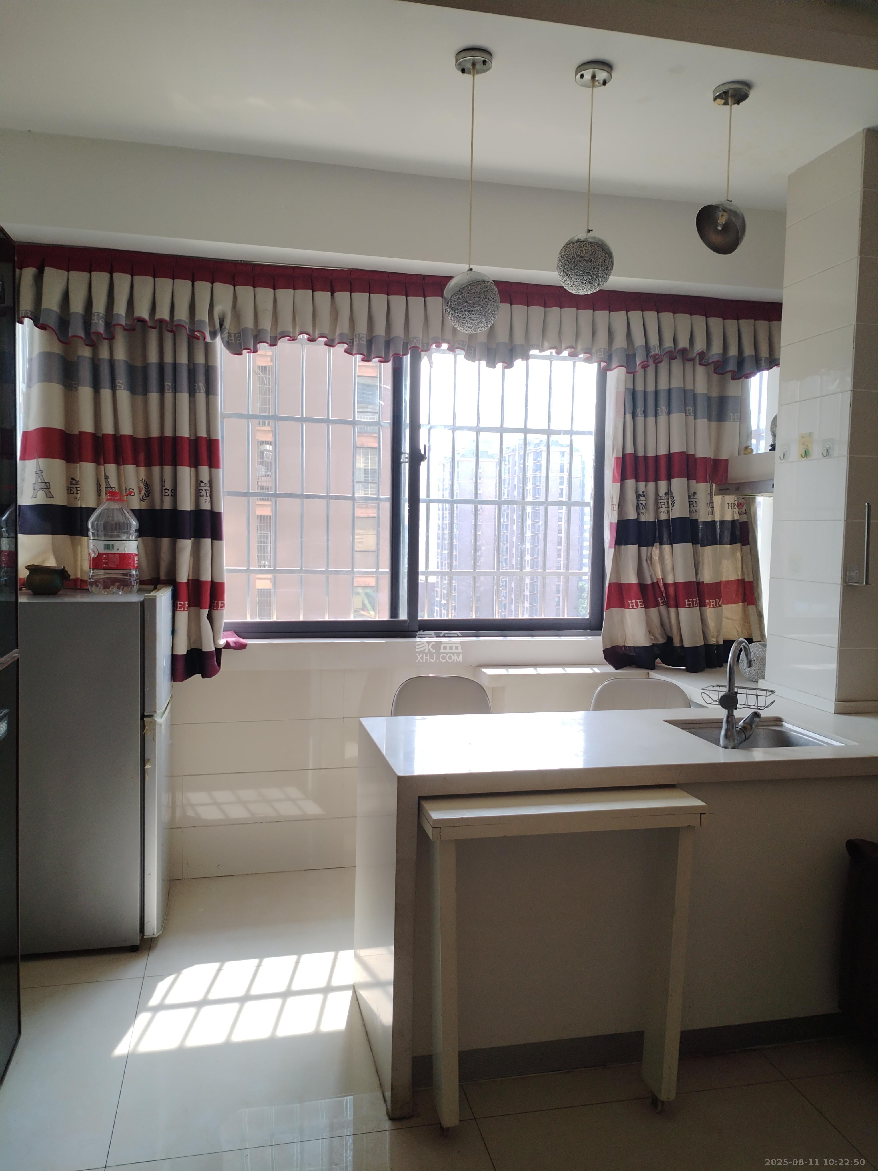 佐佑大厦 1室1厅1卫 900.0元/月 佐佑大厦 1室1厅1卫 900.0元/月室内图