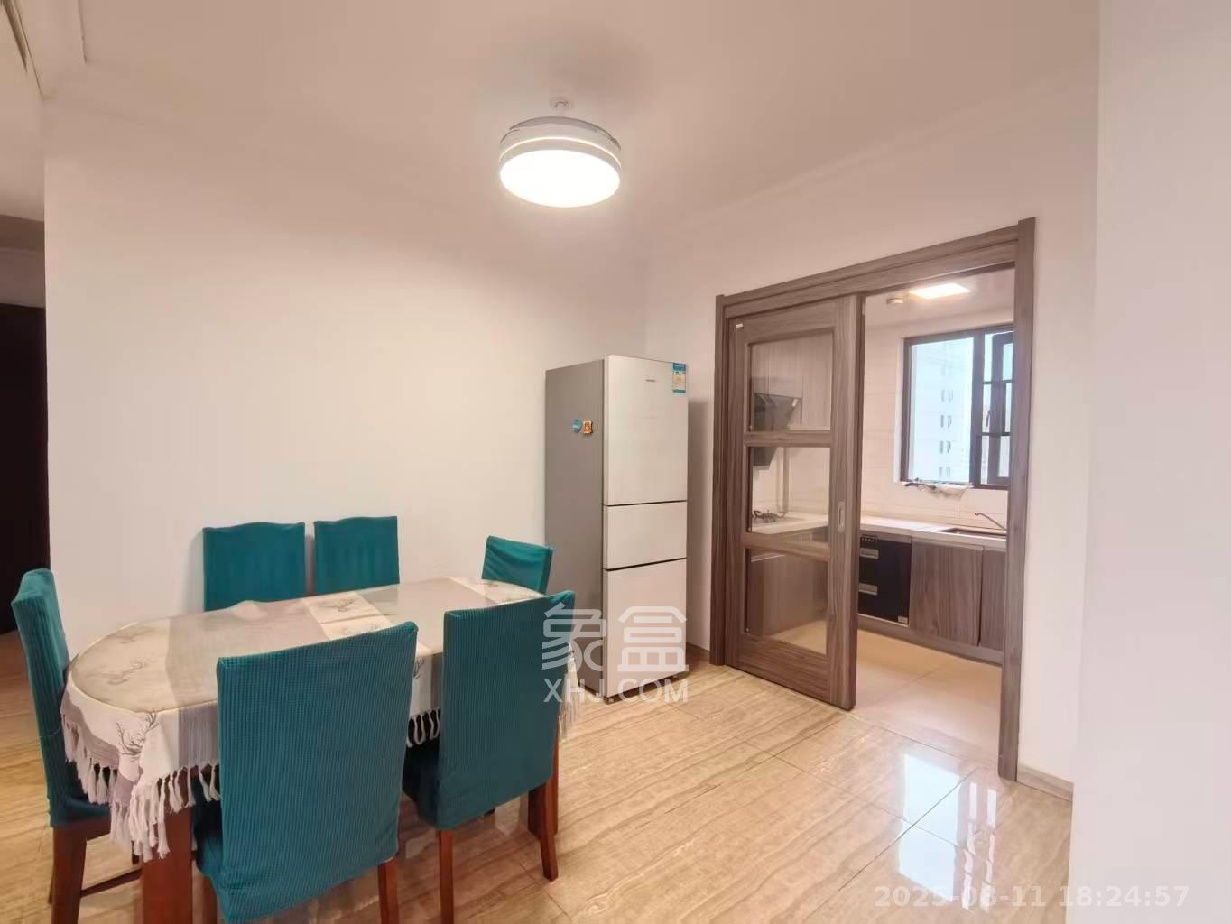 碧桂园星城首府 4室2厅2卫 3400.0元/月 碧桂园星城首府 4室2厅2卫 3400.0元/月室内图