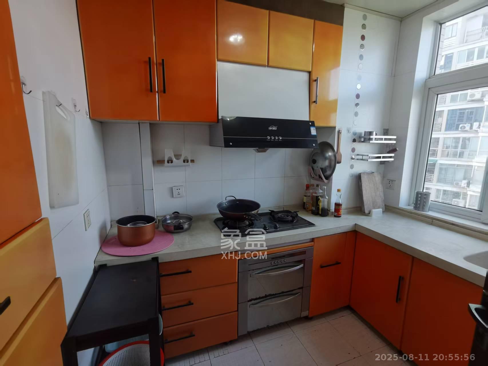 江岸景苑 3室2厅2卫 3600.0元/月 江岸景苑 3室2厅2卫 3600.0元/月室内图