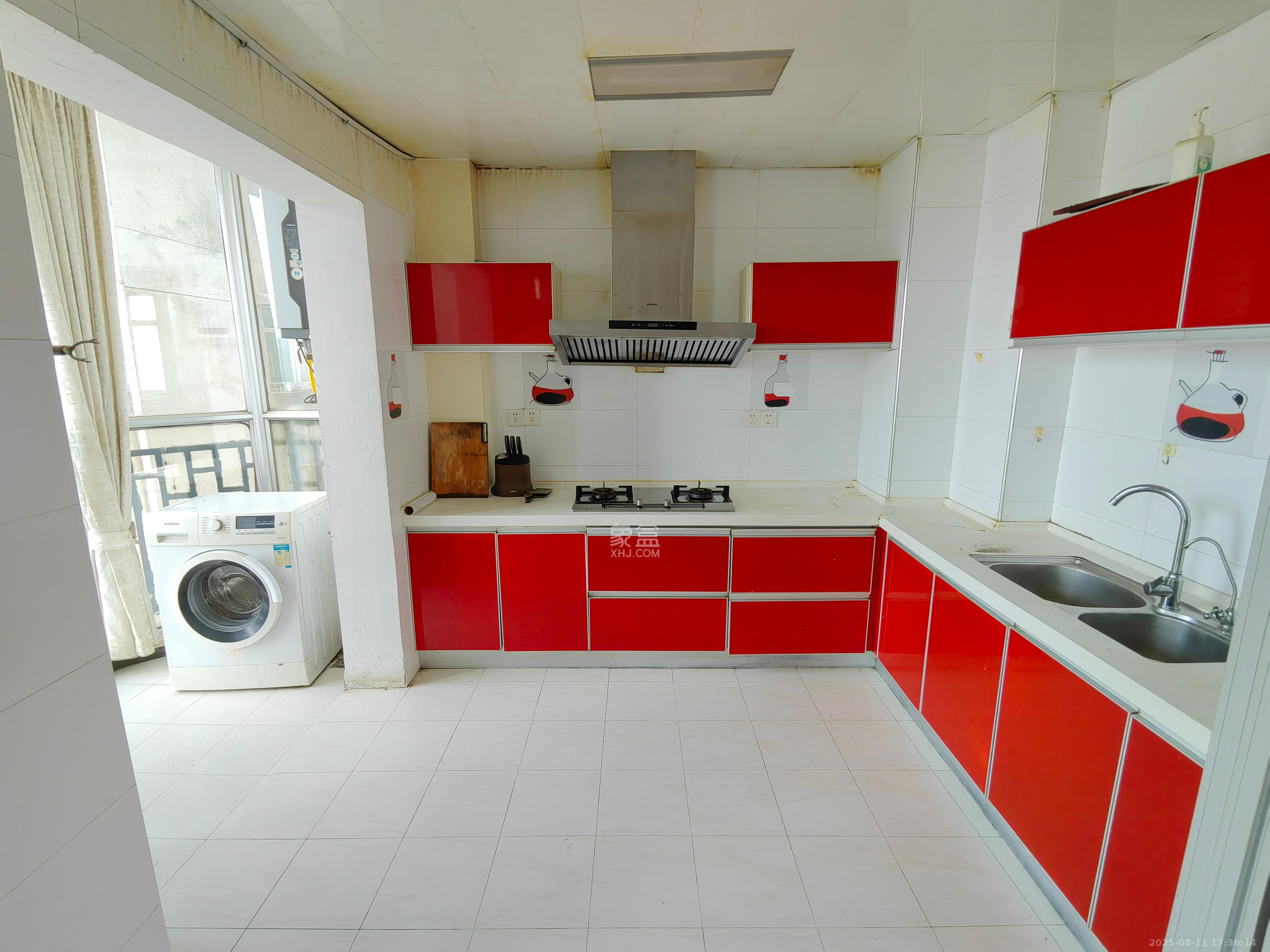 顺天黄金海岸  4室2厅2卫    4200.0元/月室内图