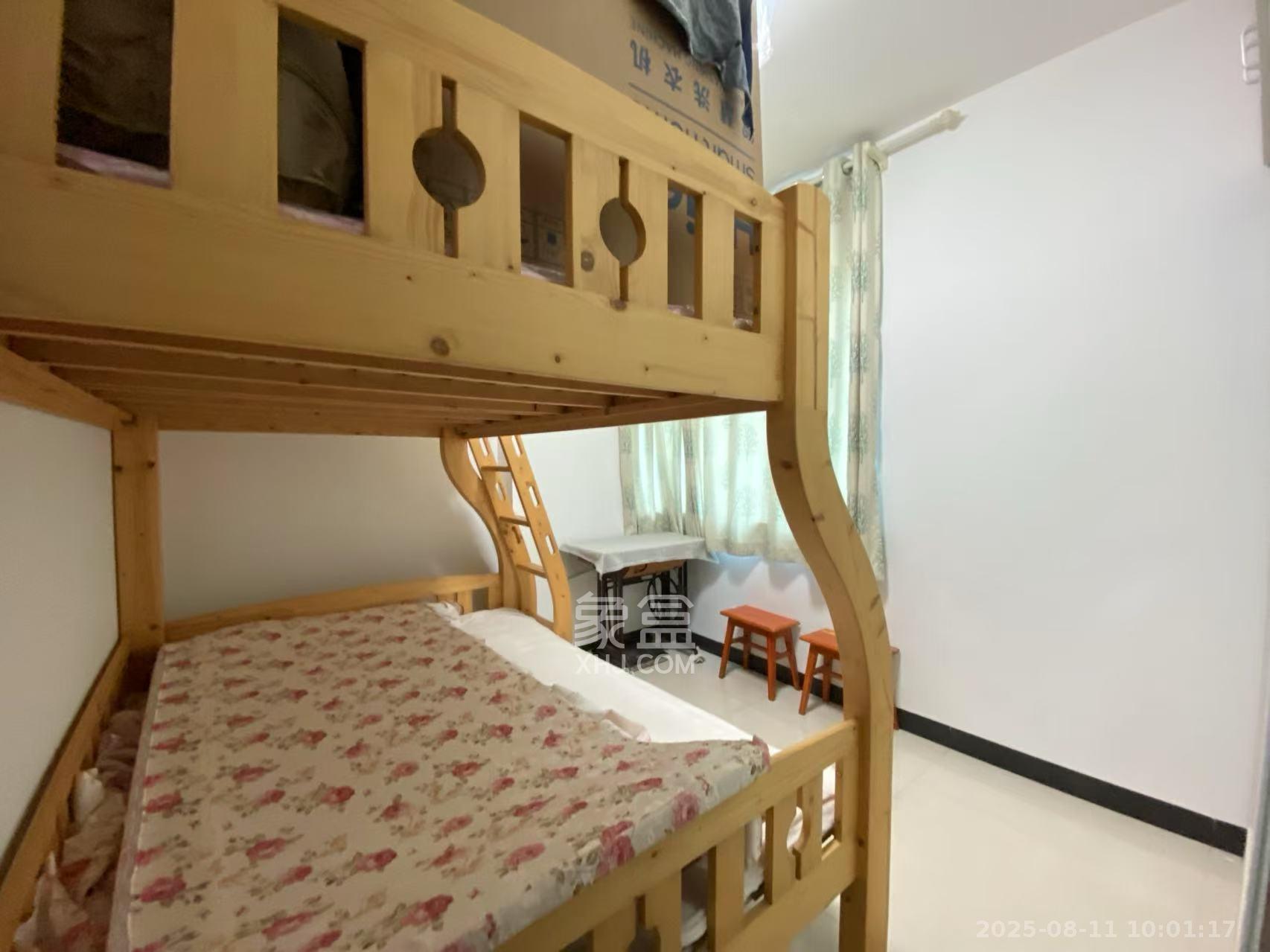 新城新世界一二三期  3室2厅2卫    2900.0元/月室内图