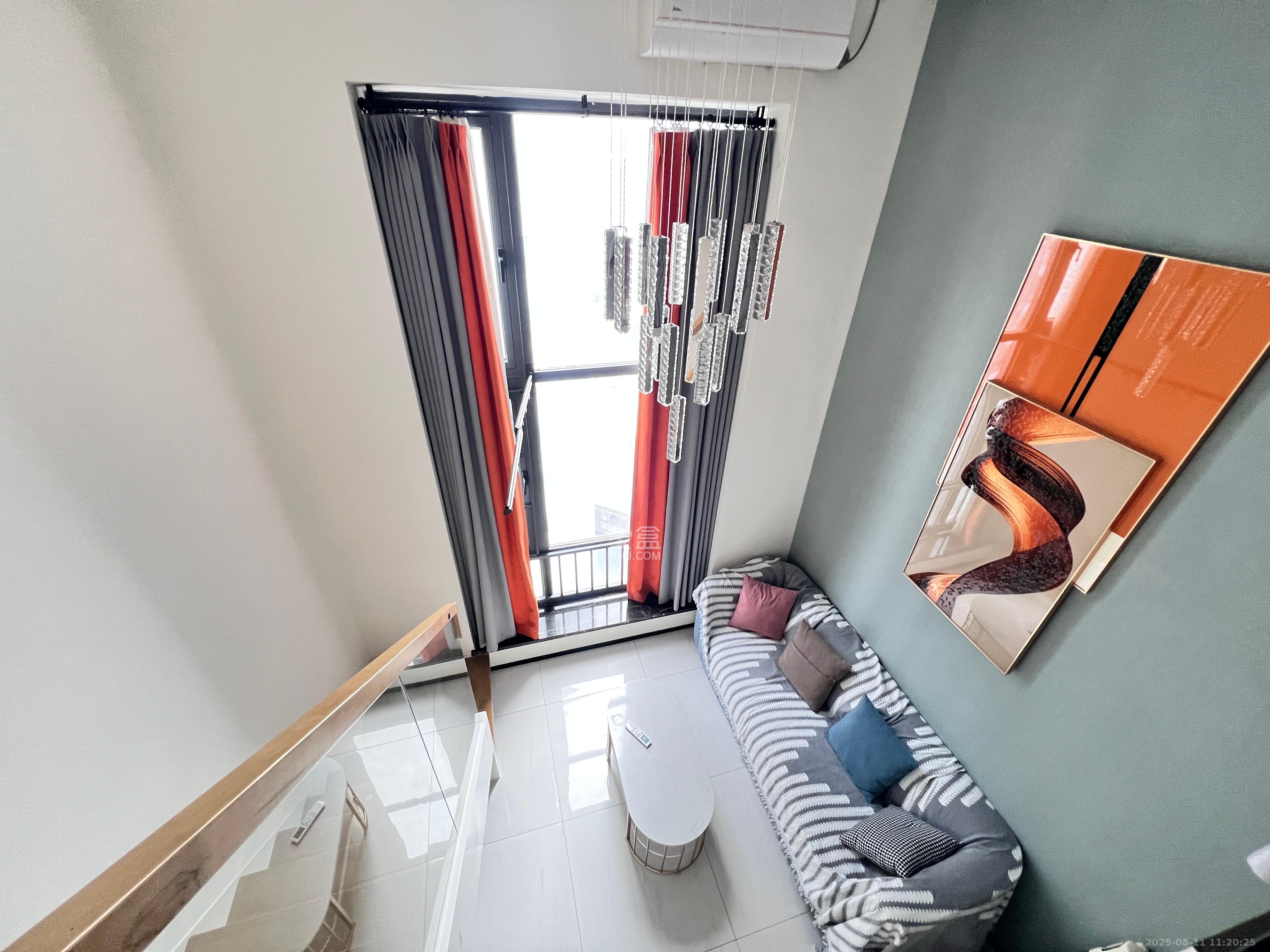 藏珑湖上公馆 1室1厅2卫 2300.0元/月 藏珑湖上公馆 1室1厅2卫 2300.0元/月室内图