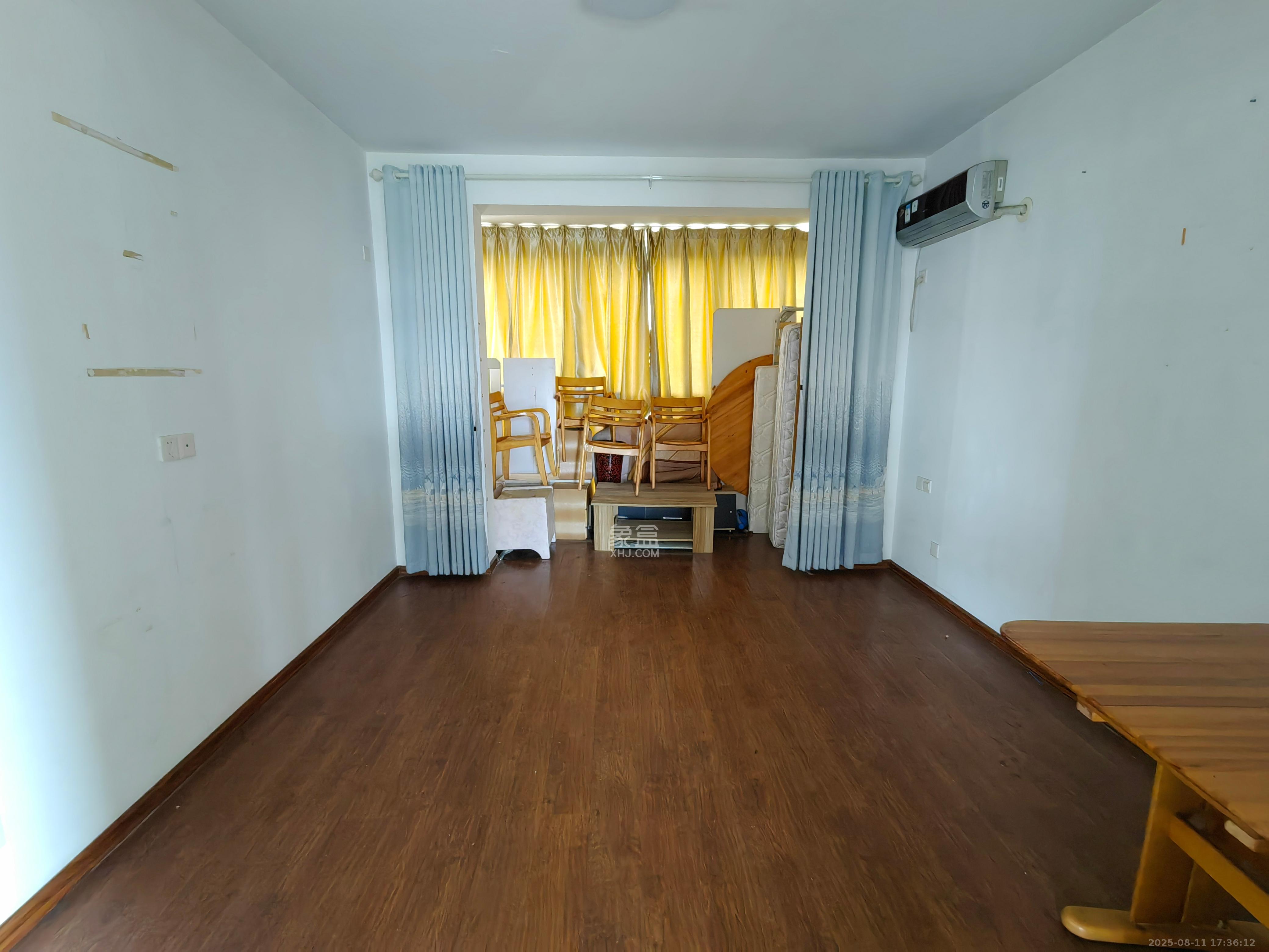 顺天黄金海岸  4室2厅2卫    4200.0元/月室内图