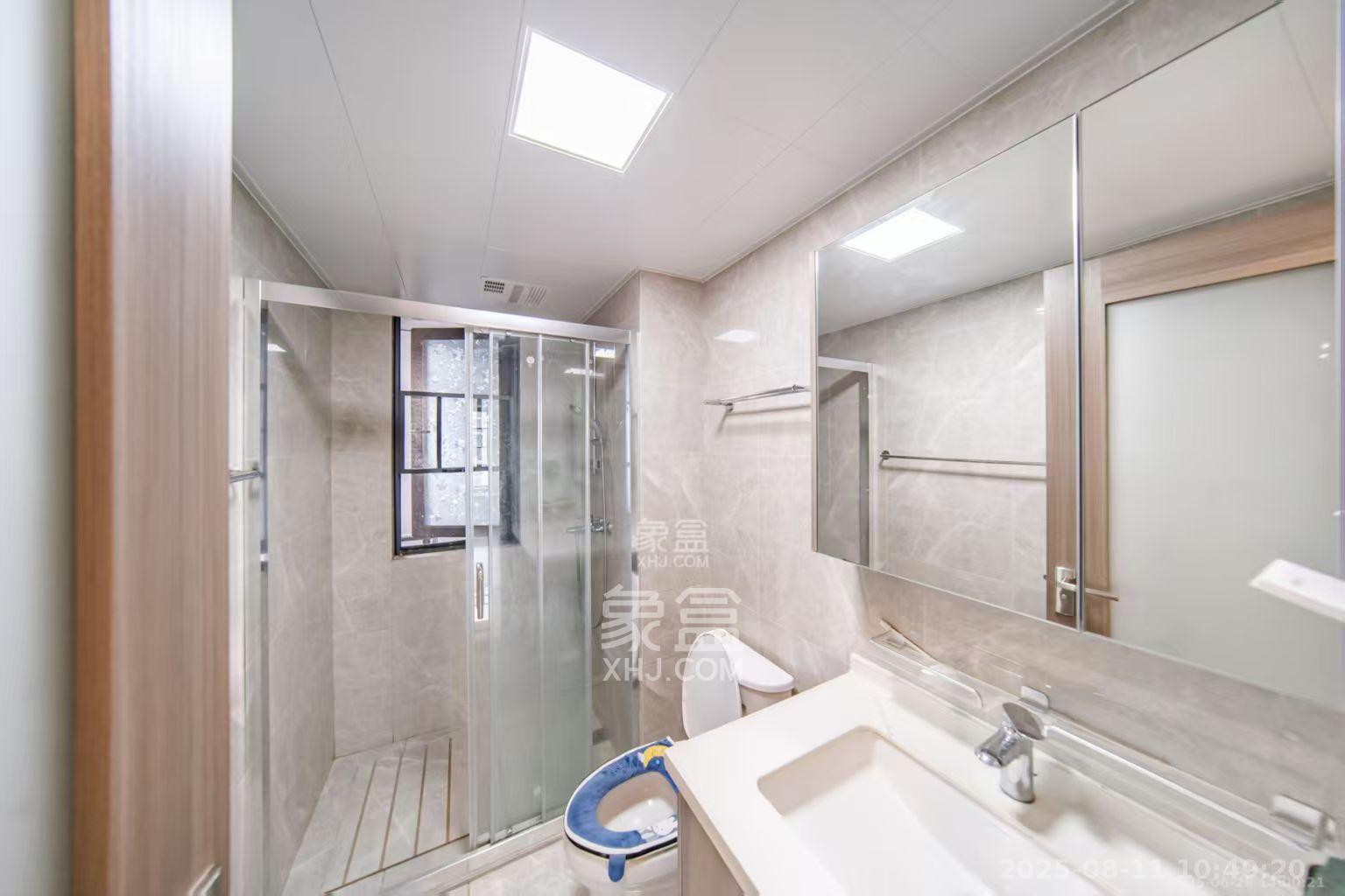 中海阅麓山一期  3室2厅2卫    3000.0元/月 中海阅麓山一期  3室2厅2卫    3000.0元/月室内图