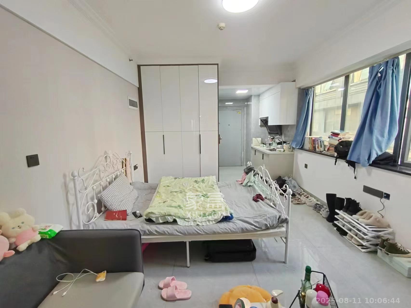 湘域中央  1室1厅1卫    1600.0元/月 湘域中央  1室1厅1卫    1600.0元/月室内图