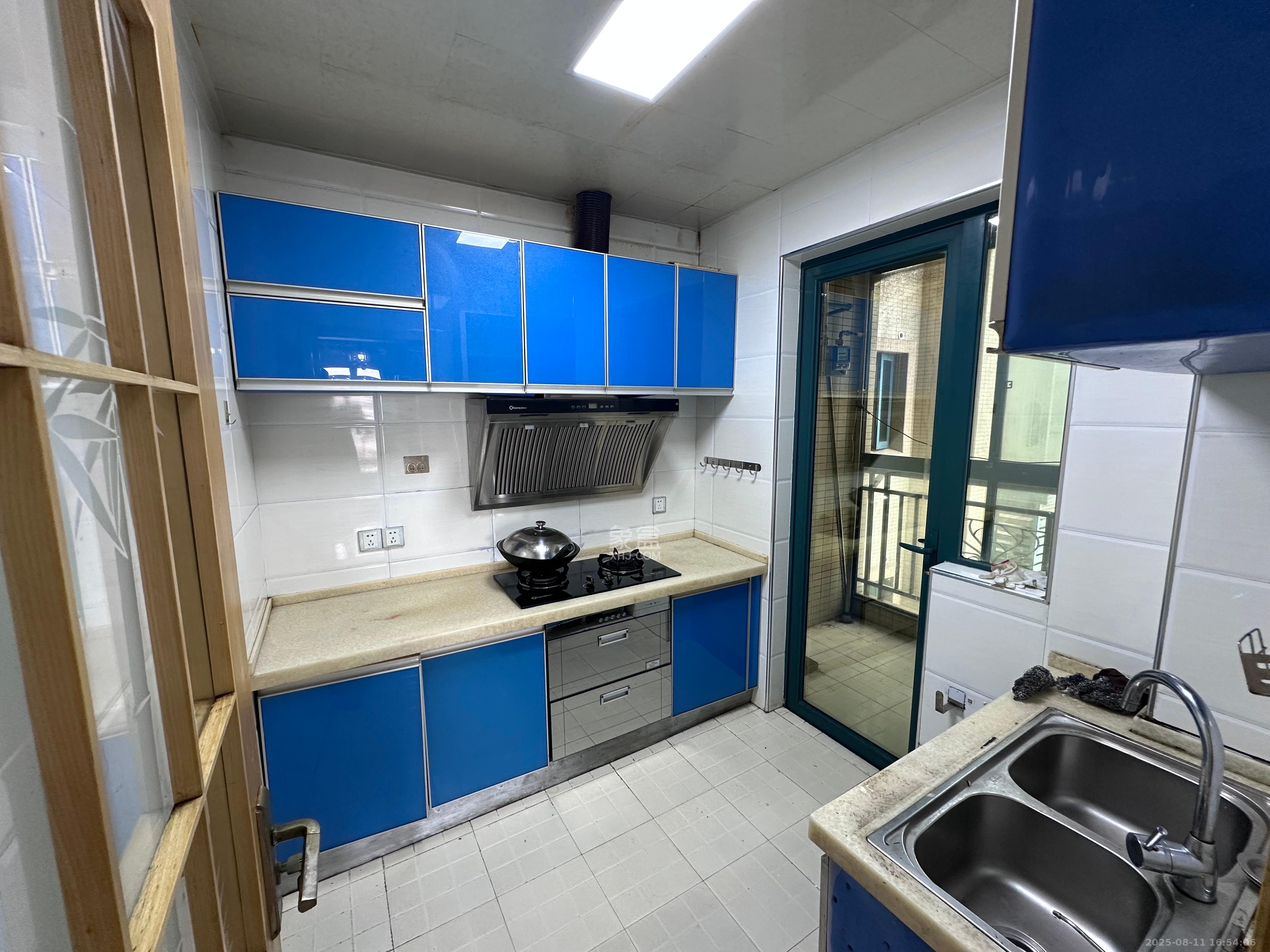 恒大华府 2室2厅1卫 2100.0元/月 恒大华府 2室2厅1卫 2100.0元/月室内图