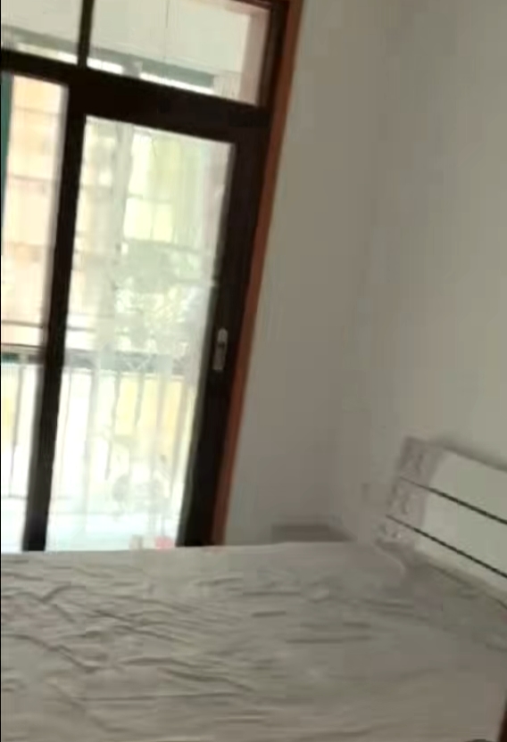 桃花里  3室2厅1卫    1500.0元/月室内图