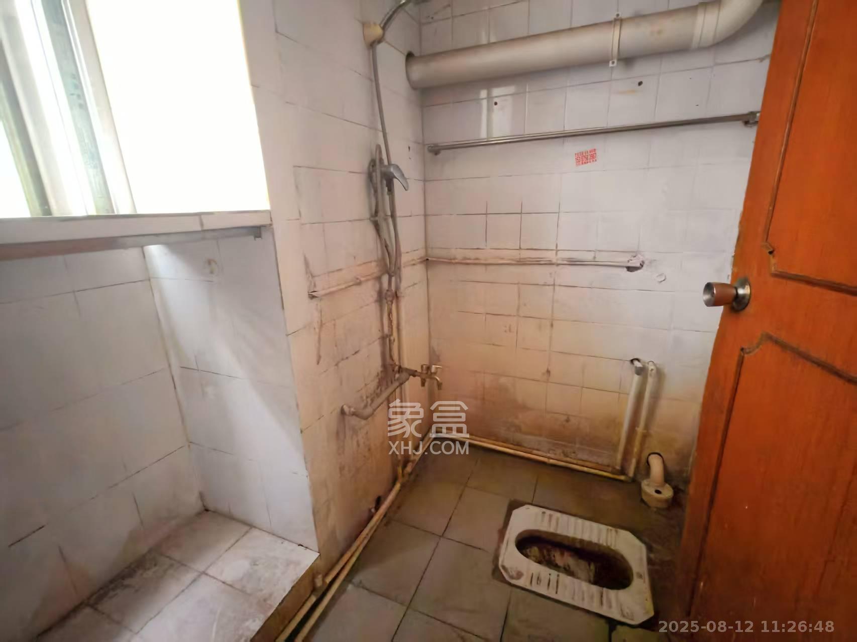 长坡水利水电机械厂宿舍  2室1厅1卫    1100.0元/月室内图