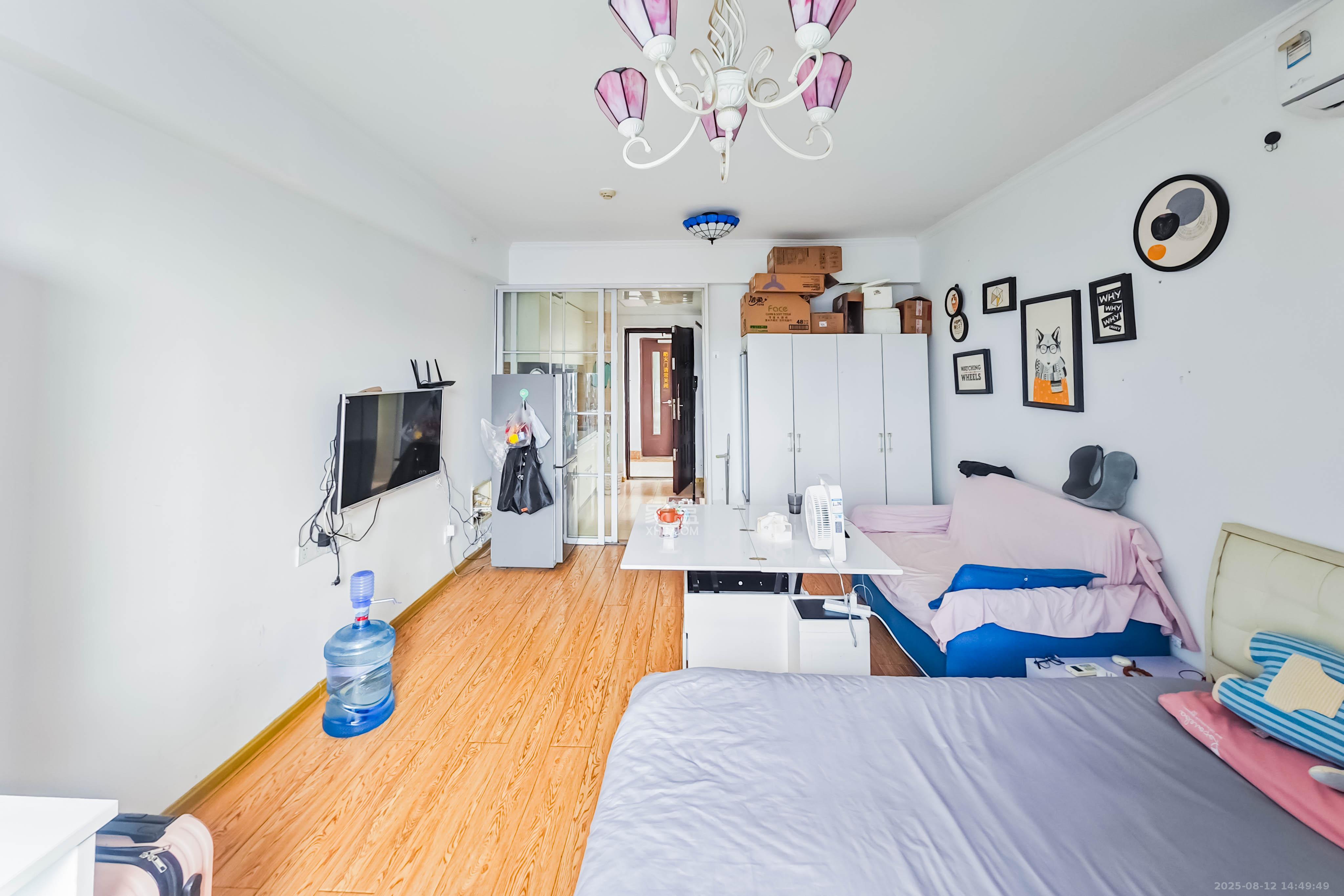 融科东南海  1室0厅1卫    22.5万客厅