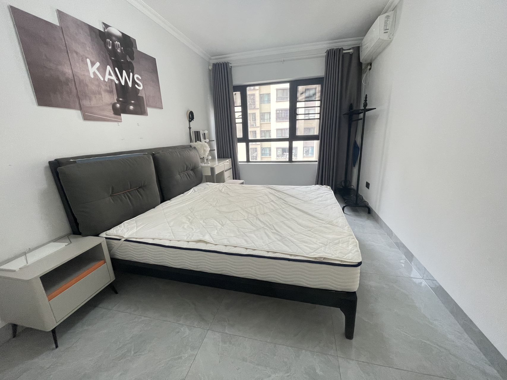 绿地海德公馆 2室2厅1卫 140.0万 绿地海德公馆 2室2厅1卫 140.0万室内图