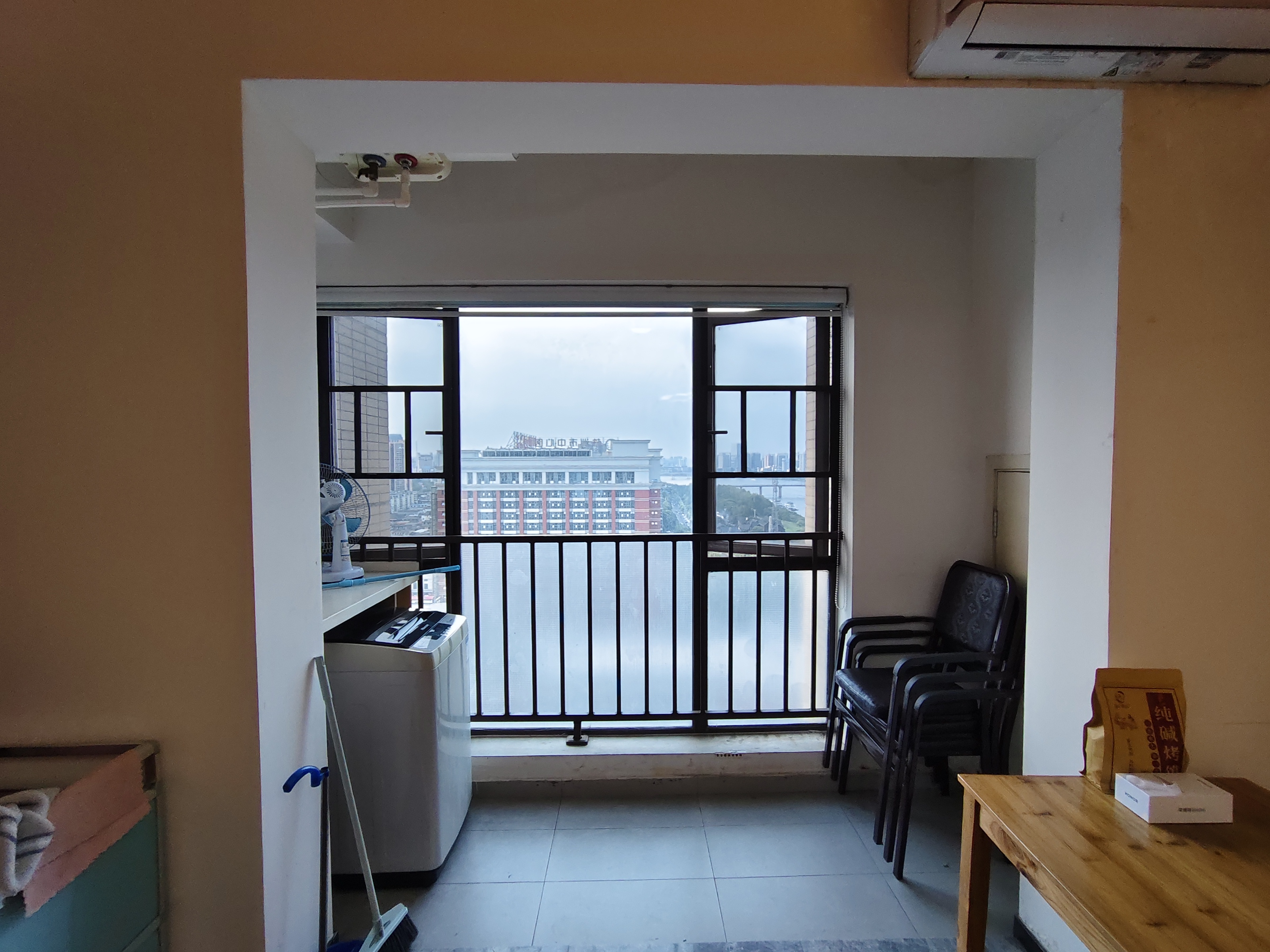 中泰财富湘江 1室1厅1卫 1200.0元/月 中泰财富湘江 1室1厅1卫 1200.0元/月户型图