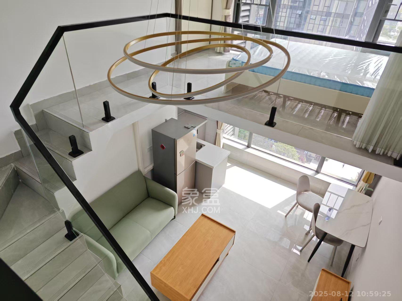 卓越中寰 1室1厅1卫 2500.0元/月 卓越中寰 1室1厅1卫 2500.0元/月室内图