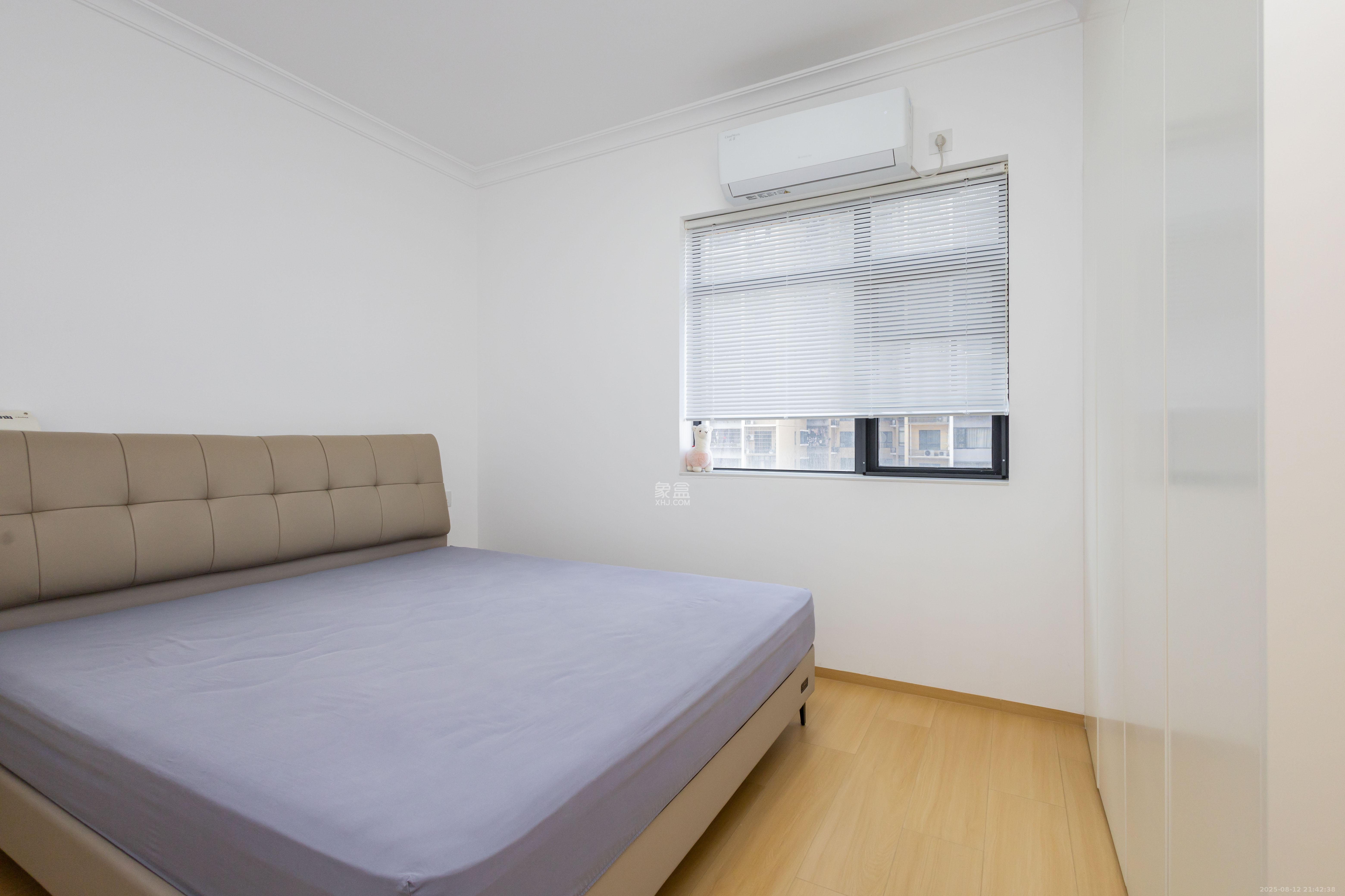 中国铁建国际城二期 3室1厅1卫 71.8万 中国铁建国际城二期 3室1厅1卫 71.8万卧室