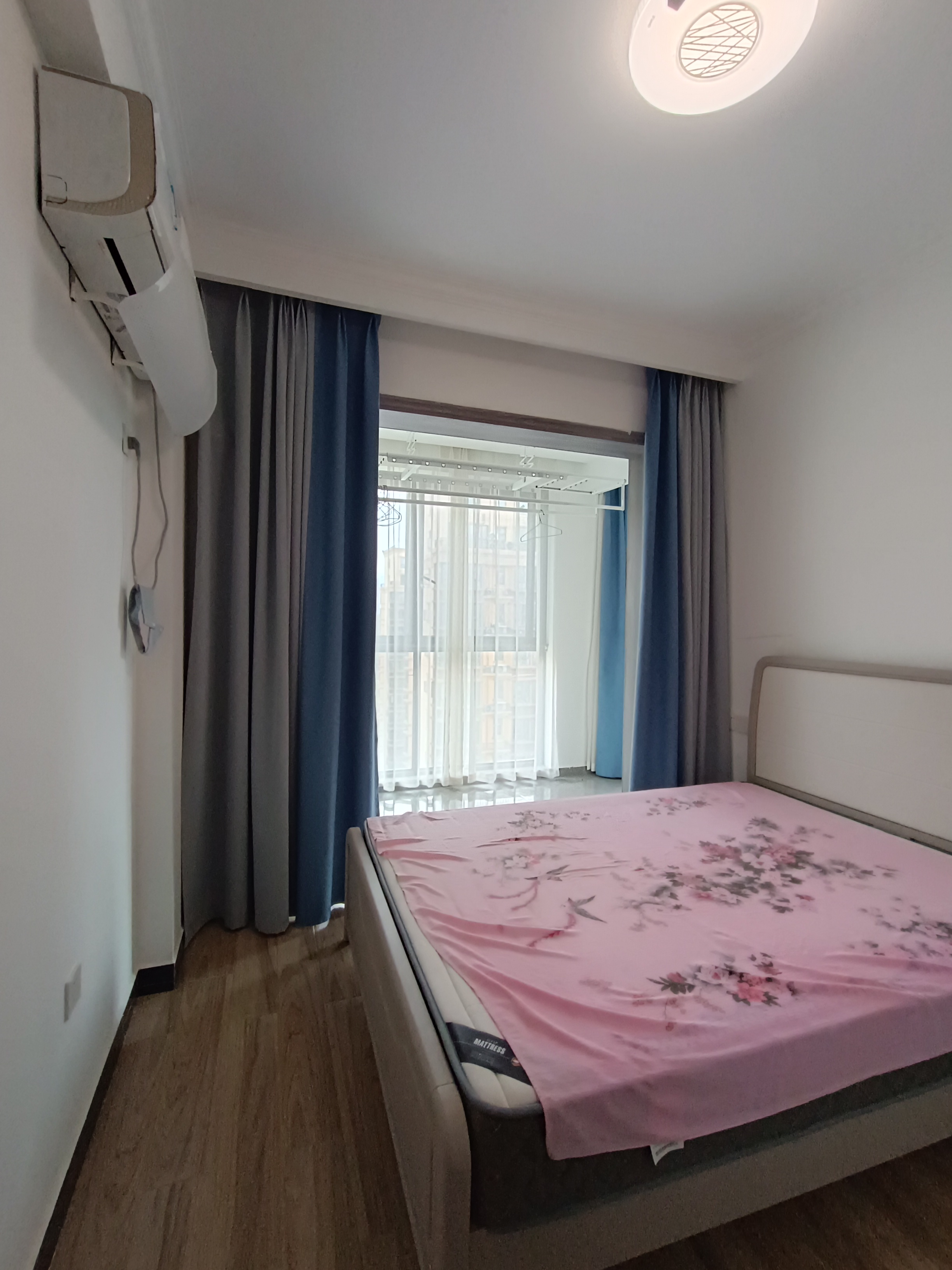 天门壹号 3室2厅1卫 1800.0元/月 天门壹号 3室2厅1卫 1800.0元/月室内图