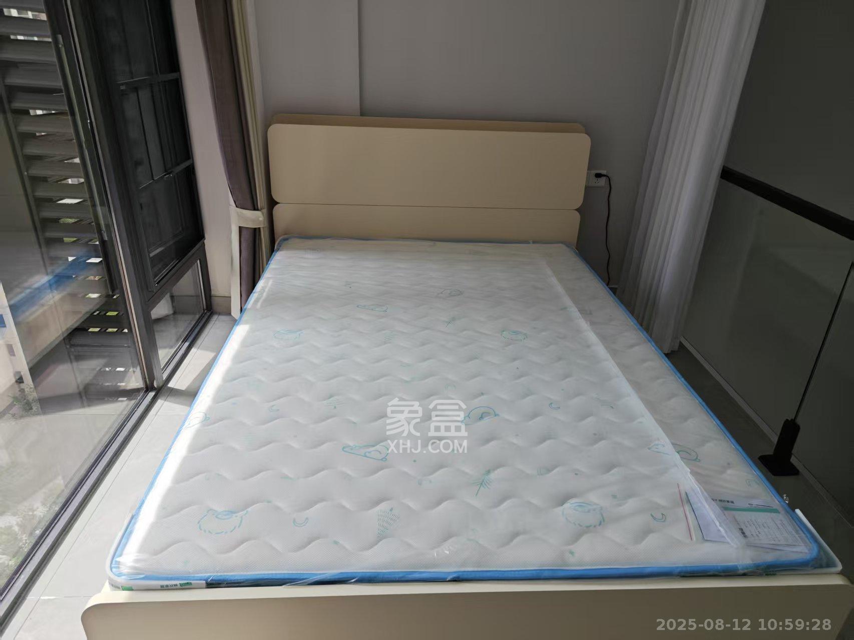 卓越中寰 1室1厅1卫 2500.0元/月 卓越中寰 1室1厅1卫 2500.0元/月室内图