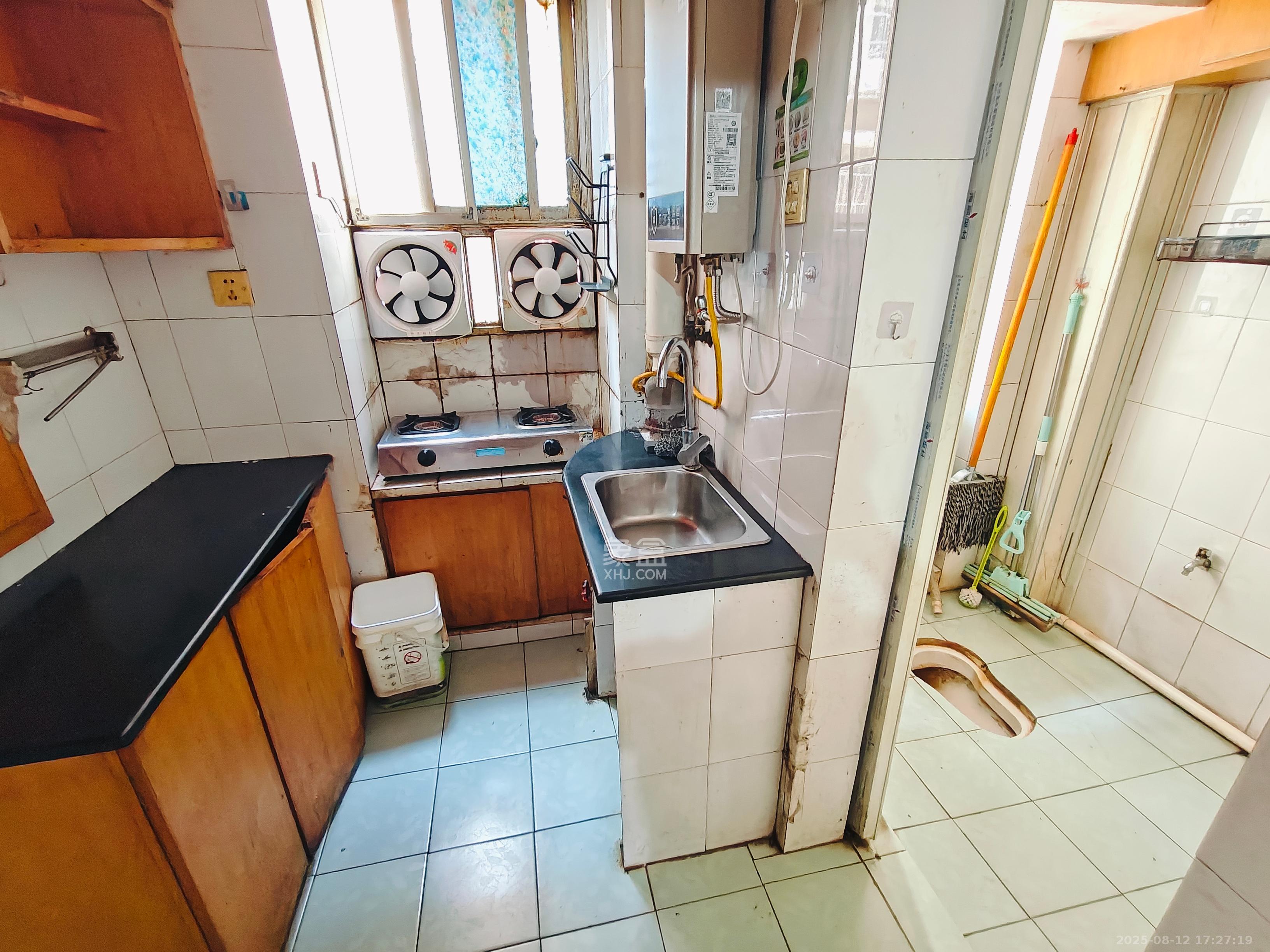 西牌楼社区  2室1厅1卫    1500.0元/月室内图