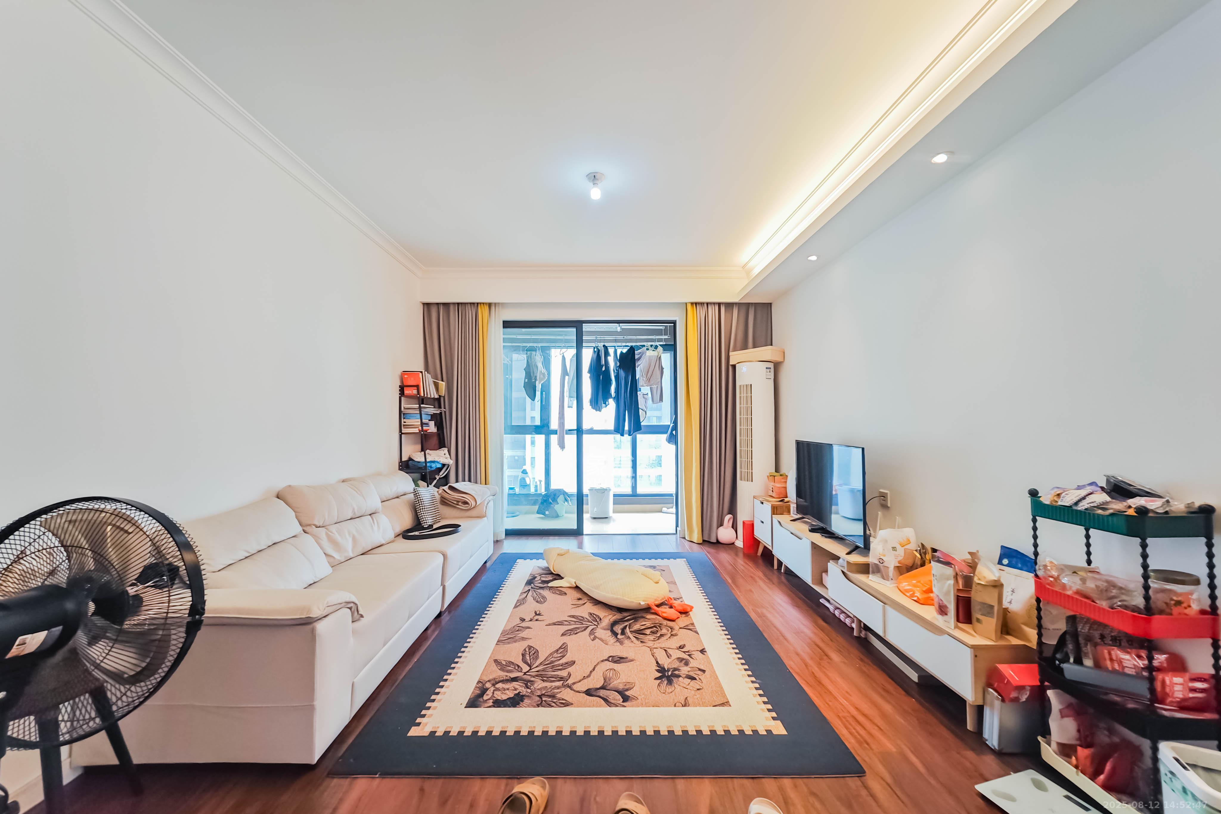 万科魅力之城  2室2厅1卫    72.0万 万科魅力之城  2室2厅1卫    72.0万客厅