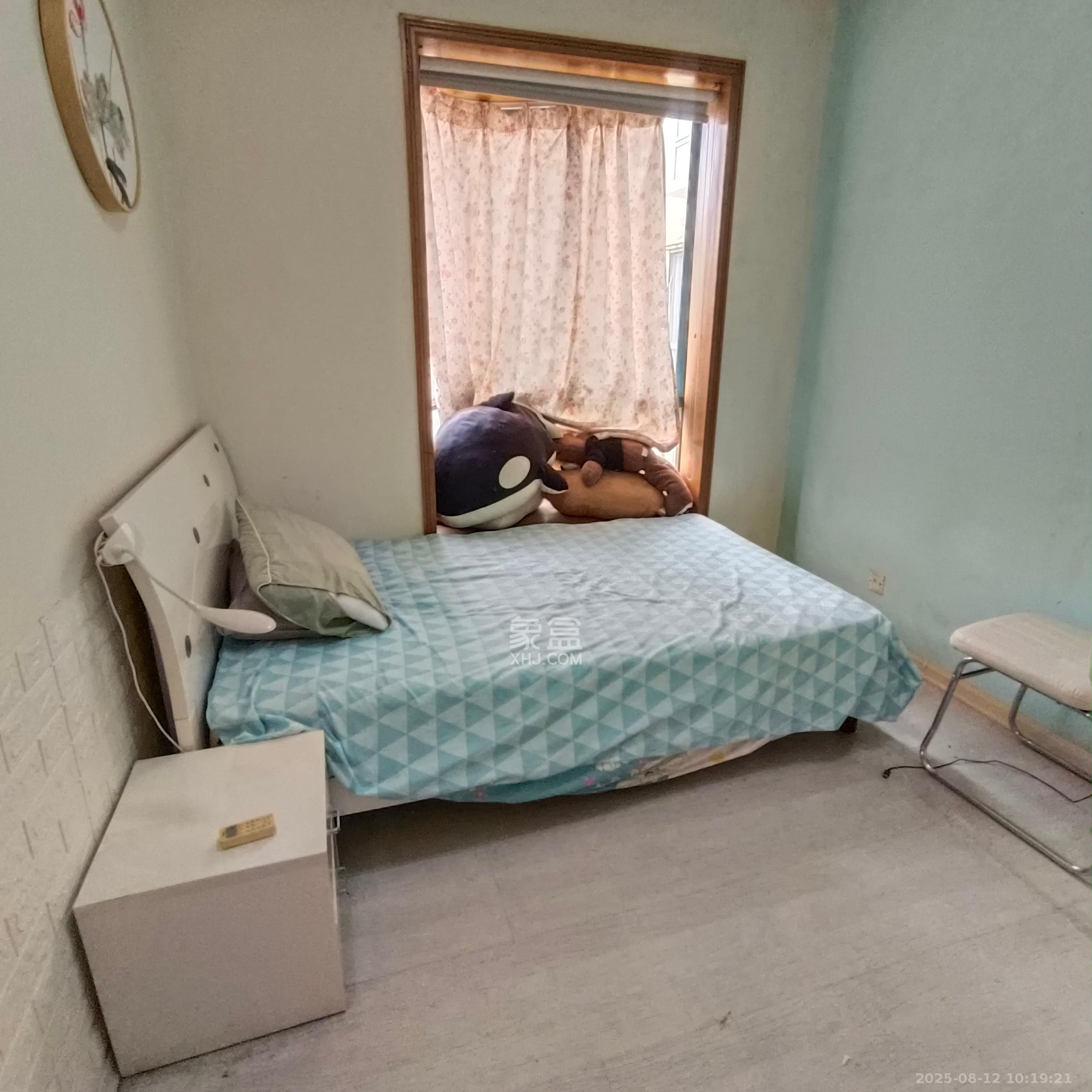 圣爵菲斯 2室2厅1卫 2300.0元/月 圣爵菲斯 2室2厅1卫 2300.0元/月室内图