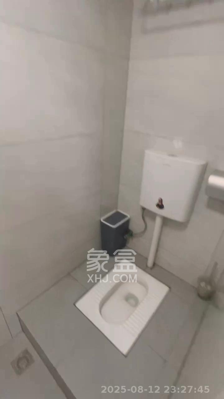 朝正美苑  1室1厅1卫   1700.00元/月室内图