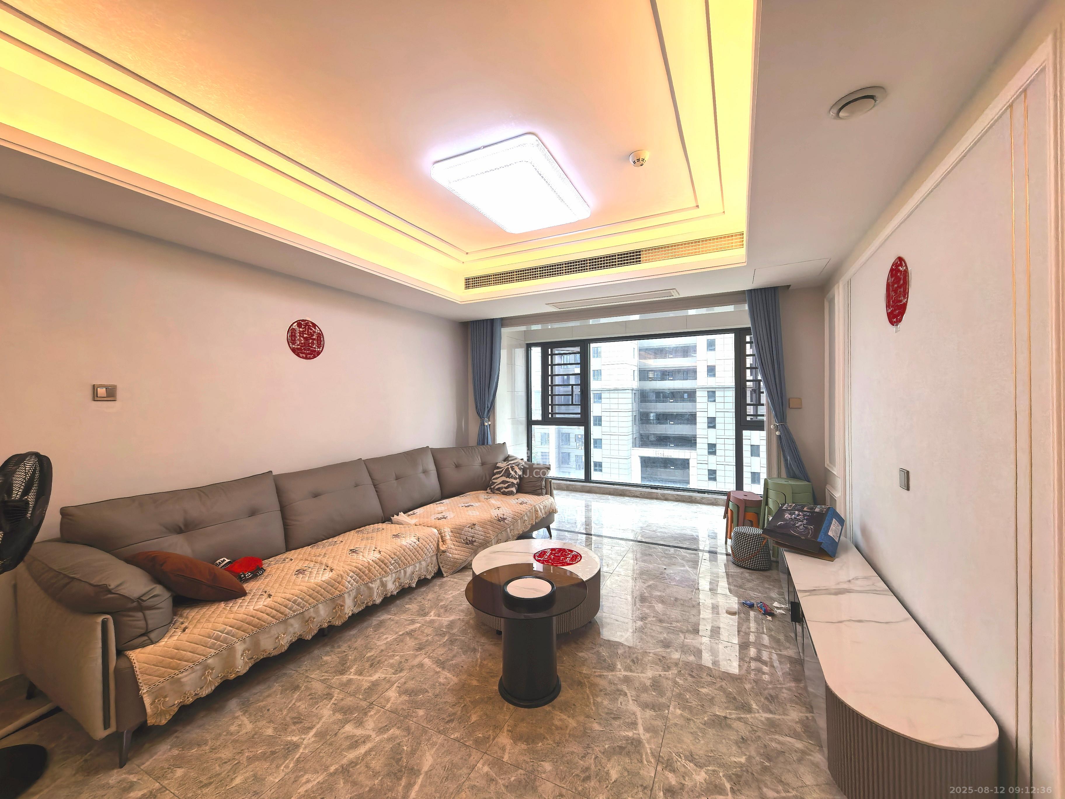 绿地长沙城际空间站(绿地新里佳苑) 3室2厅2卫 4500.0元/月 绿地长沙城际空间站(绿地新里佳苑) 3室2厅2卫 4500.0元/月室内图