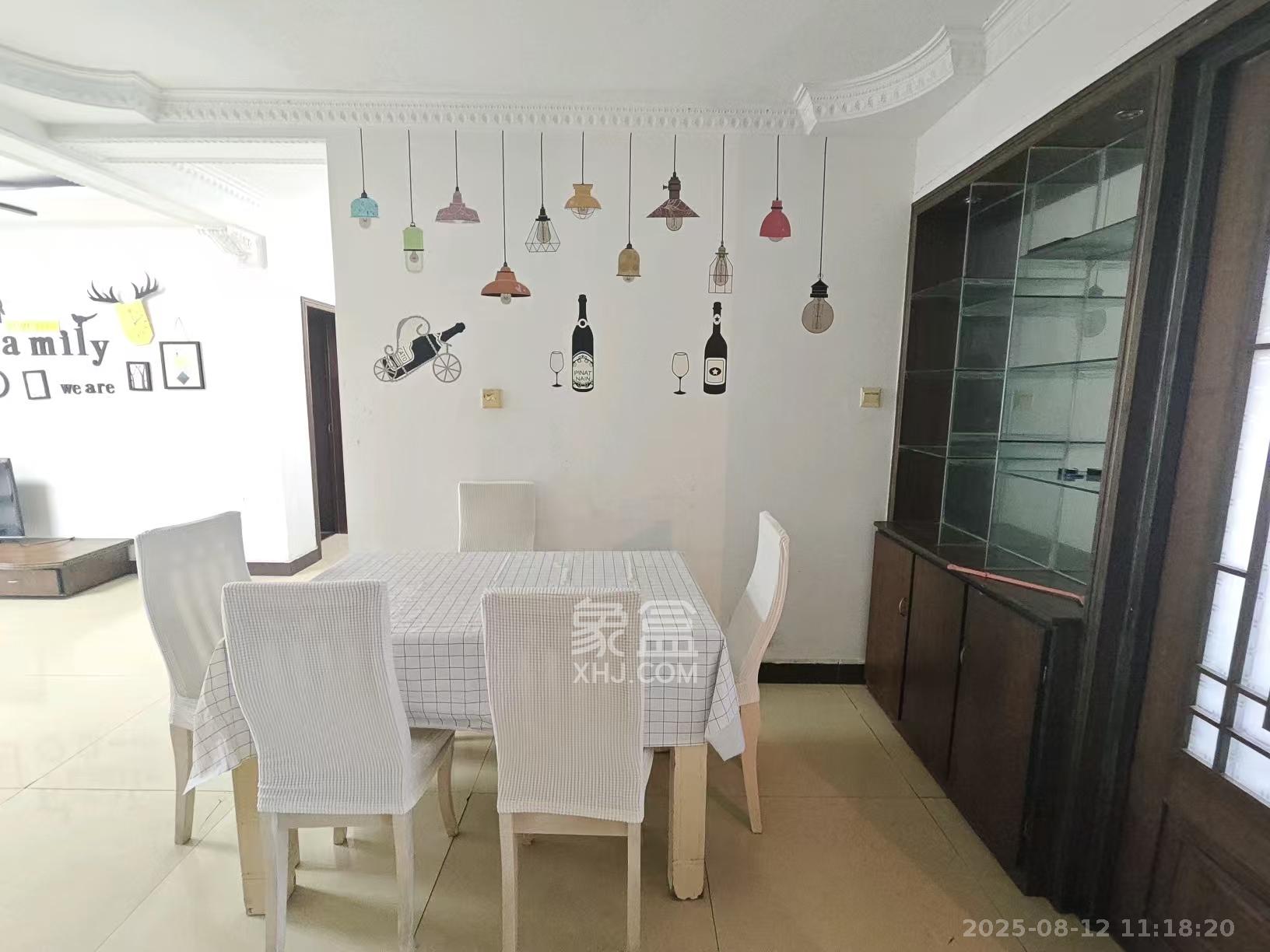 金帆江滨玫瑰园 3室2厅2卫 2100.0元/月 金帆江滨玫瑰园 3室2厅2卫 2100.0元/月室内图