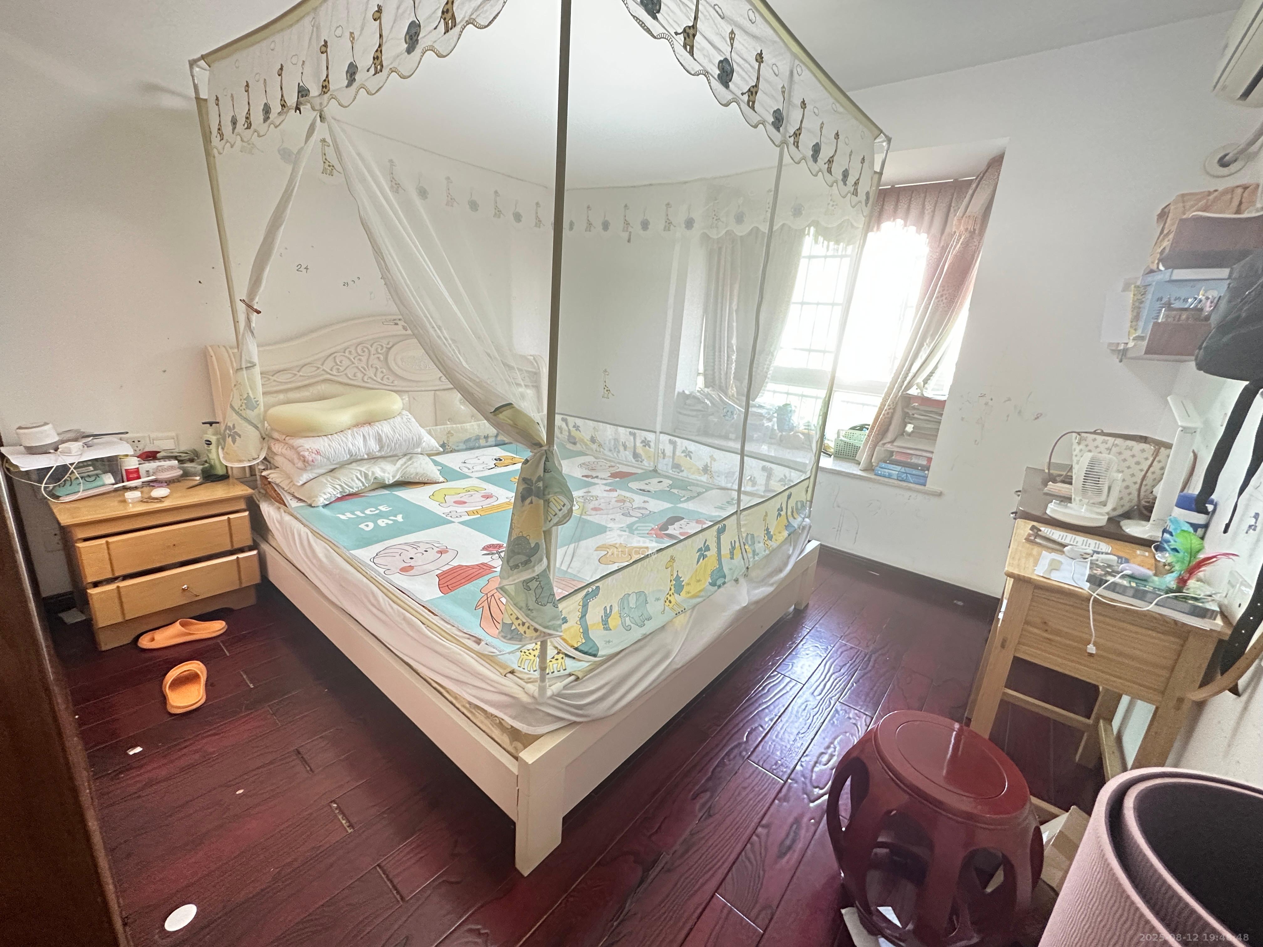 恒鑫澜北湾 3室2厅2卫 2700.0元/月 恒鑫澜北湾 3室2厅2卫 2700.0元/月室内图