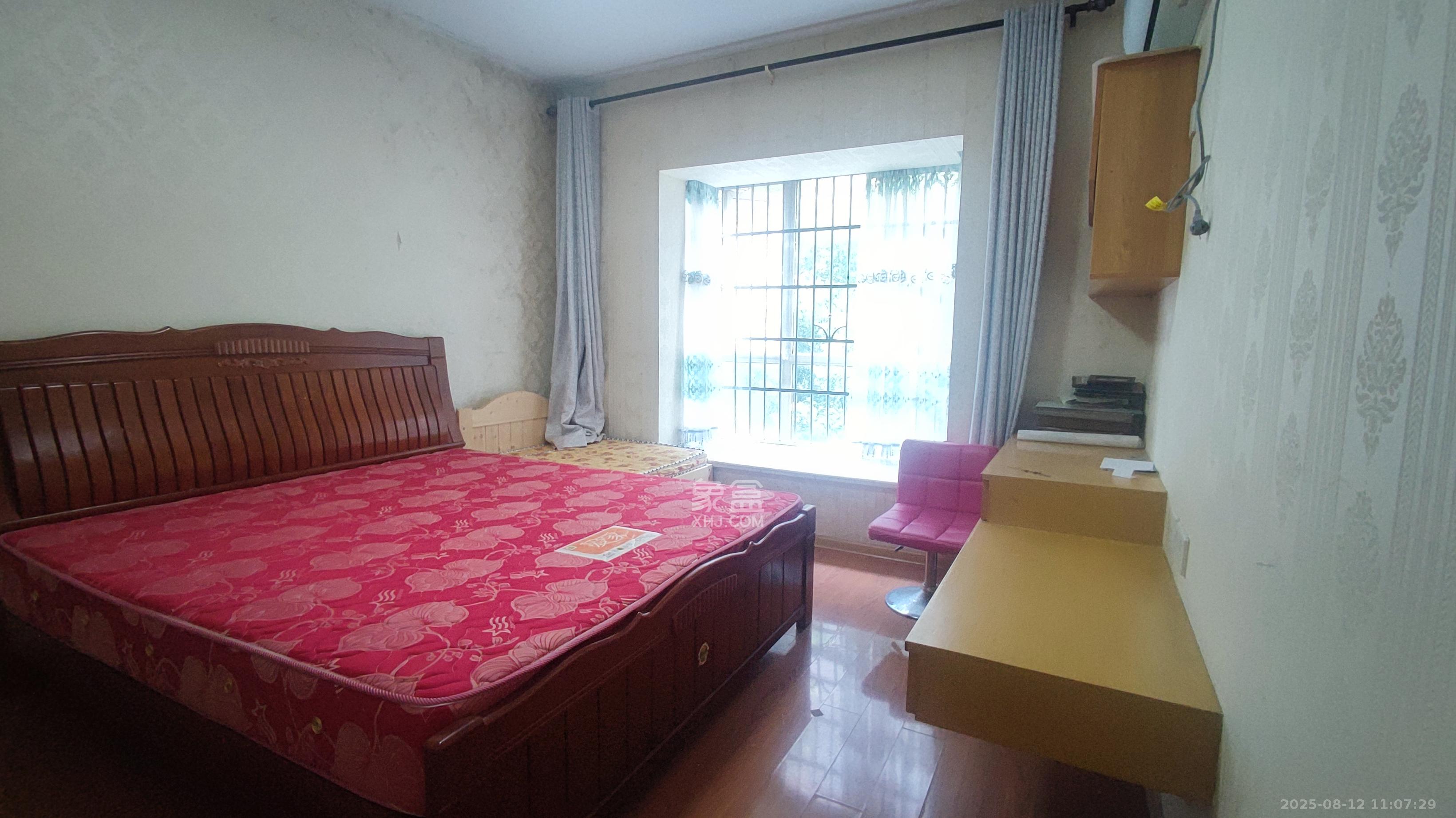 柠檬丽都  3室2厅1卫   2300.00元/月室内图