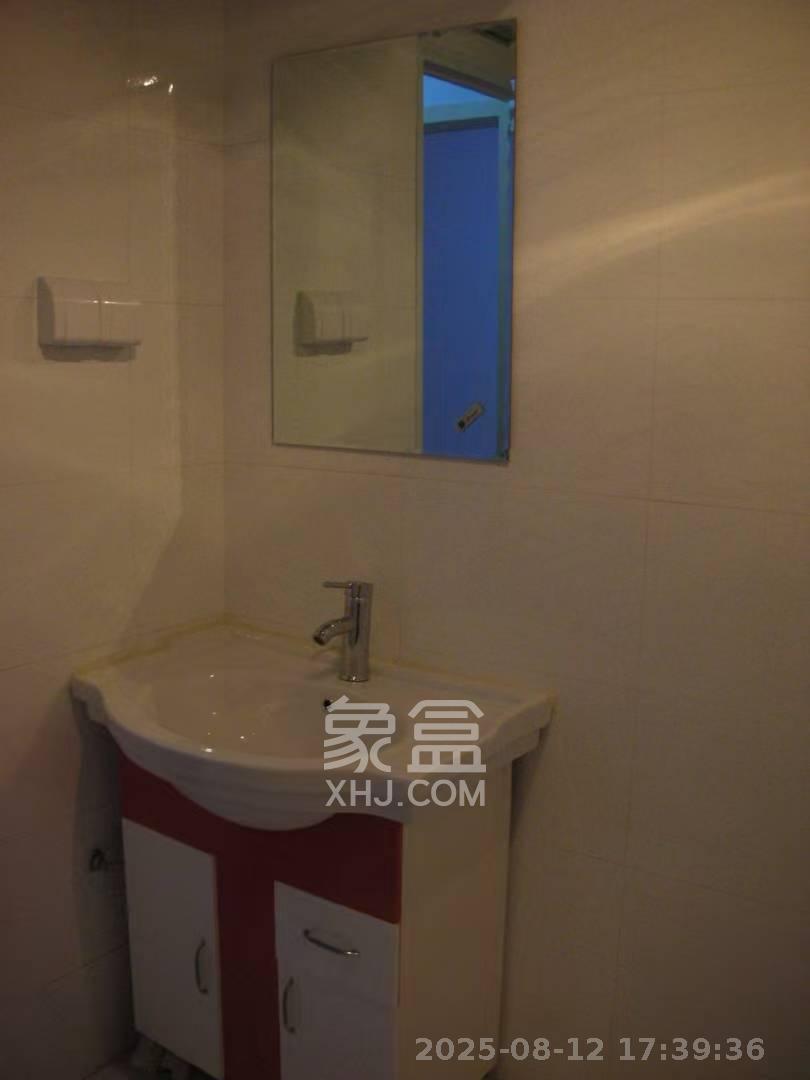 湘江世纪城映江苑  1室1厅1卫   1650.00元/月室内图