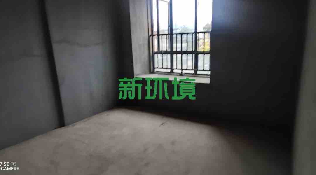 东科悦府  3室2厅2卫   58.80万客厅