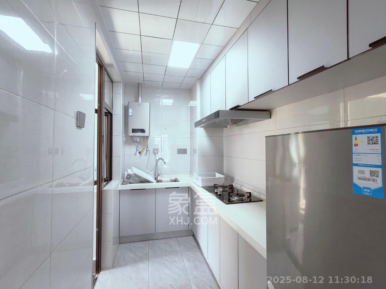 江山帝景雅典  3室2厅1卫    2400.0元/月 江山帝景雅典  3室2厅1卫    2400.0元/月室内图