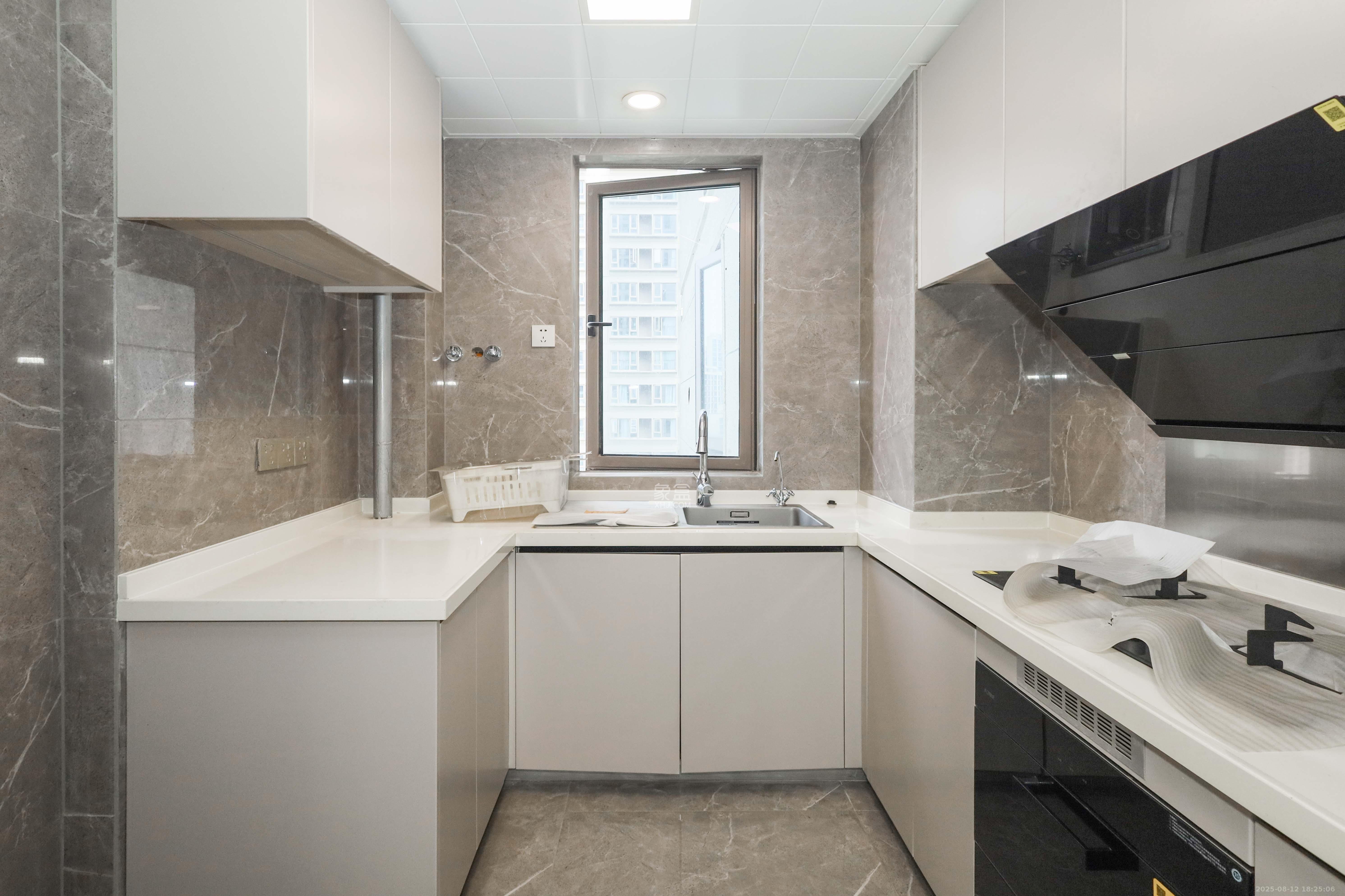 长沙溪山悦  4室2厅2卫    112.0万 长沙溪山悦  4室2厅2卫    112.0万厨房