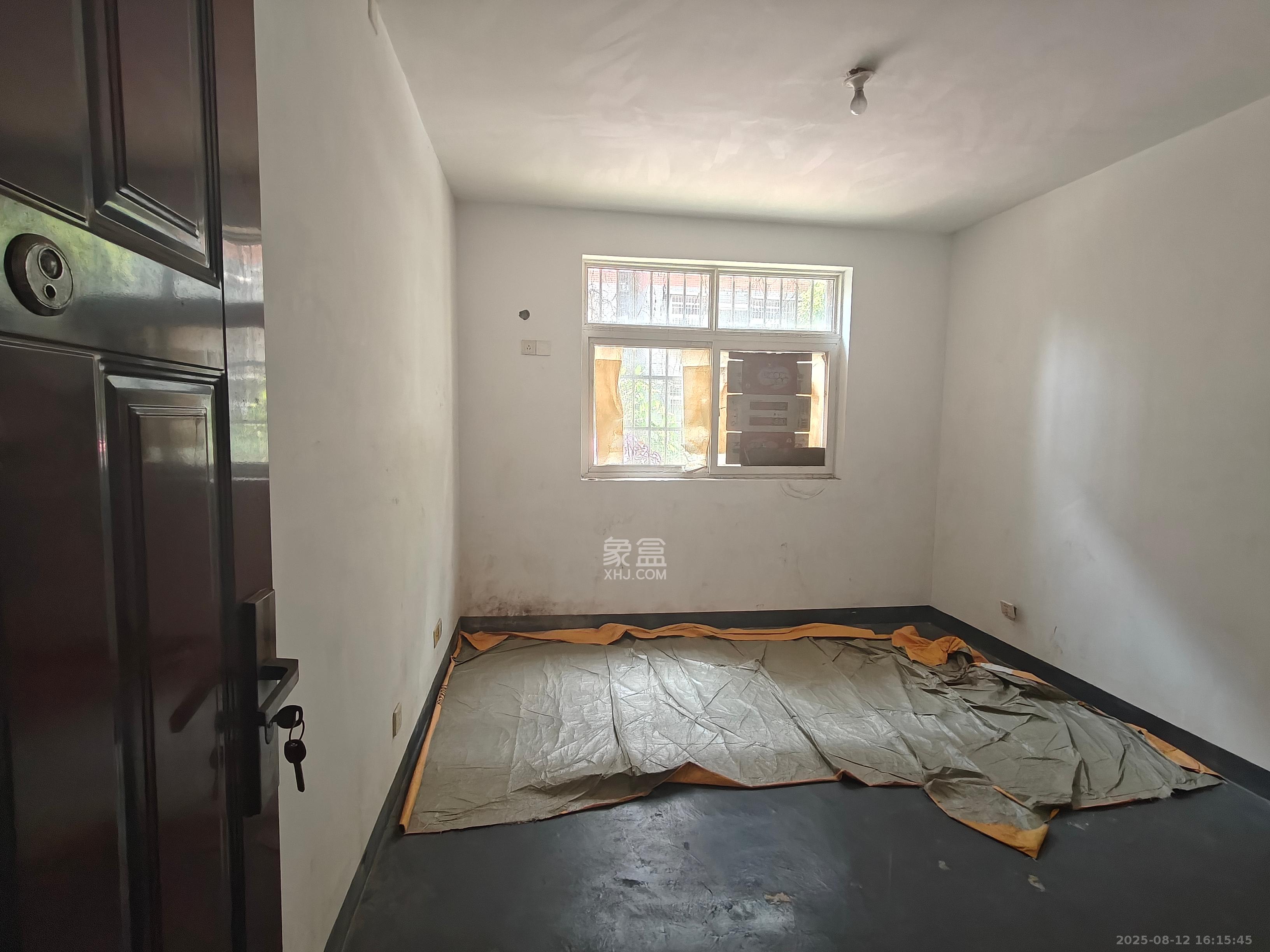 湘瑞家园  3室2厅1卫    1000.0元/月室内图