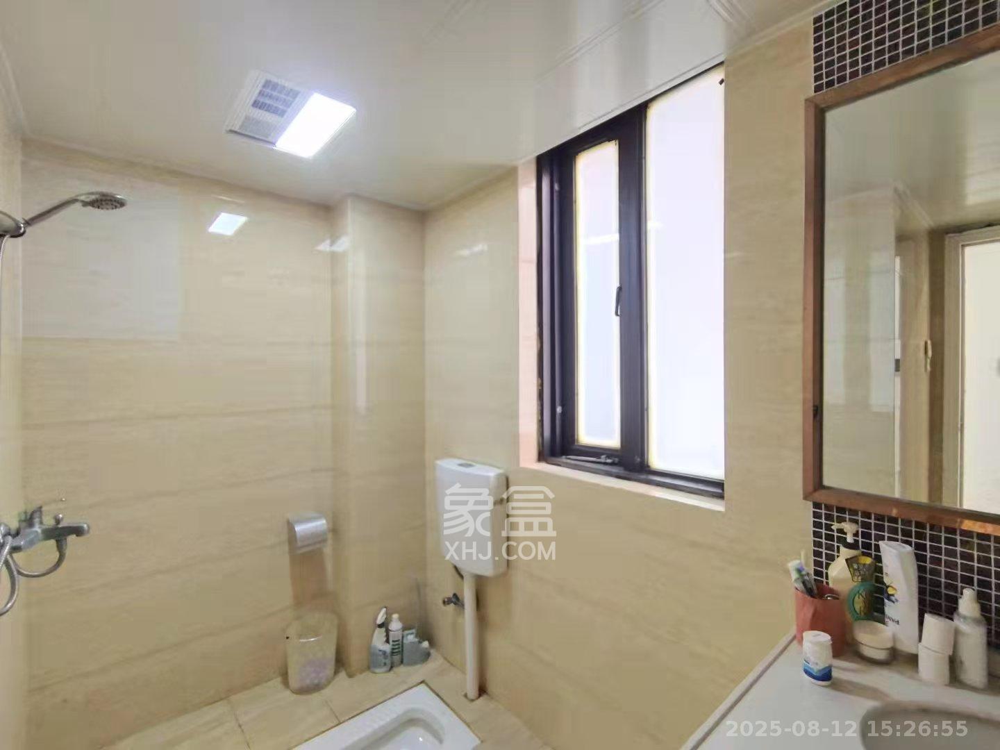 五江天街南区  3室2厅1卫   2400.00元/月室内图