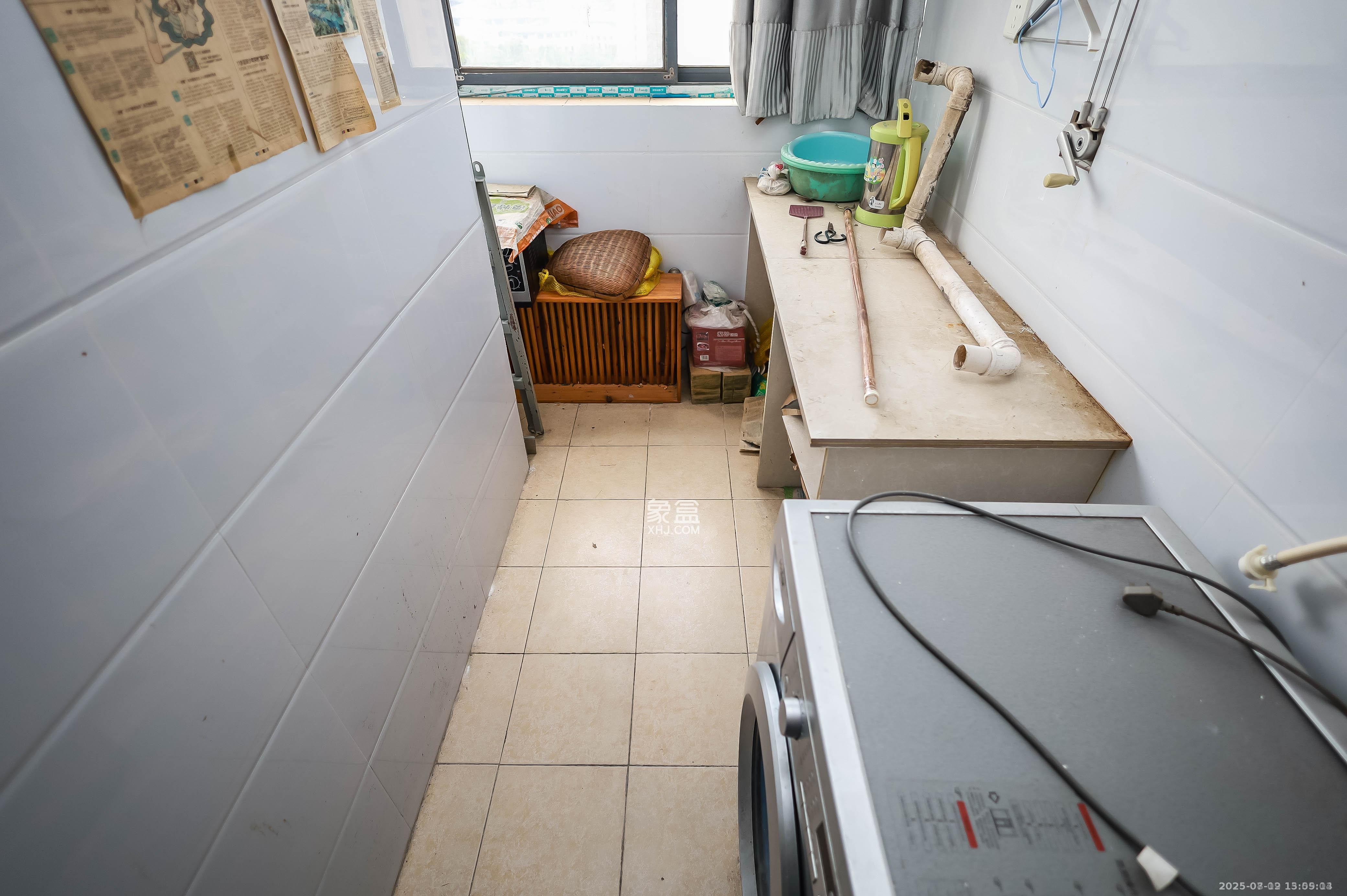 金科东方大院三四期  3室2厅2卫    2500.0元/月室内图