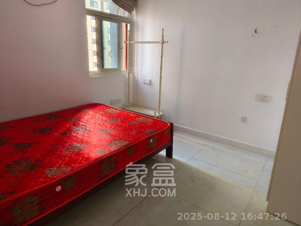 北辰三角洲E4区  1室2厅1卫   2600.00元/月室内图