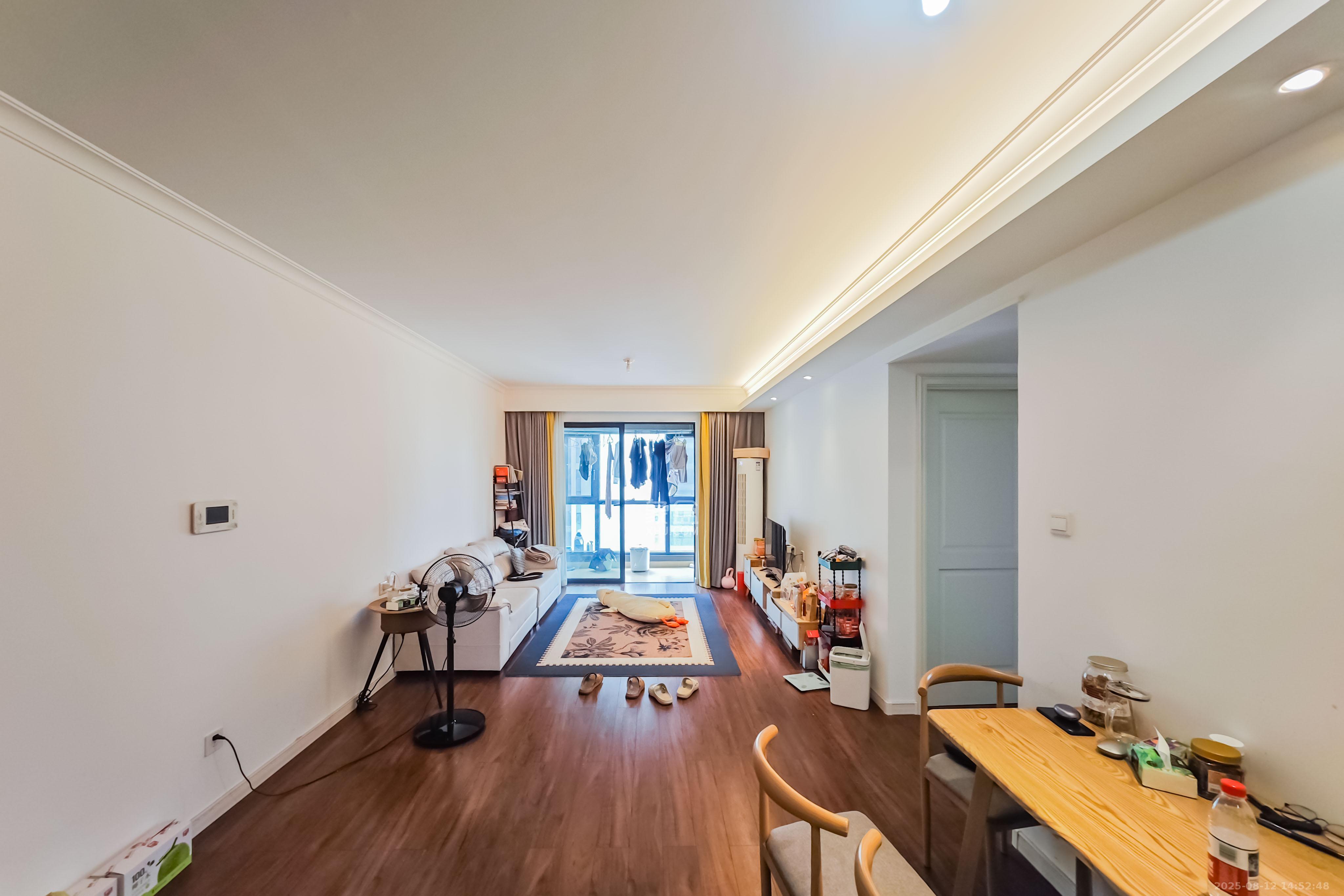 万科魅力之城  2室2厅1卫    72.0万 万科魅力之城  2室2厅1卫    72.0万客厅