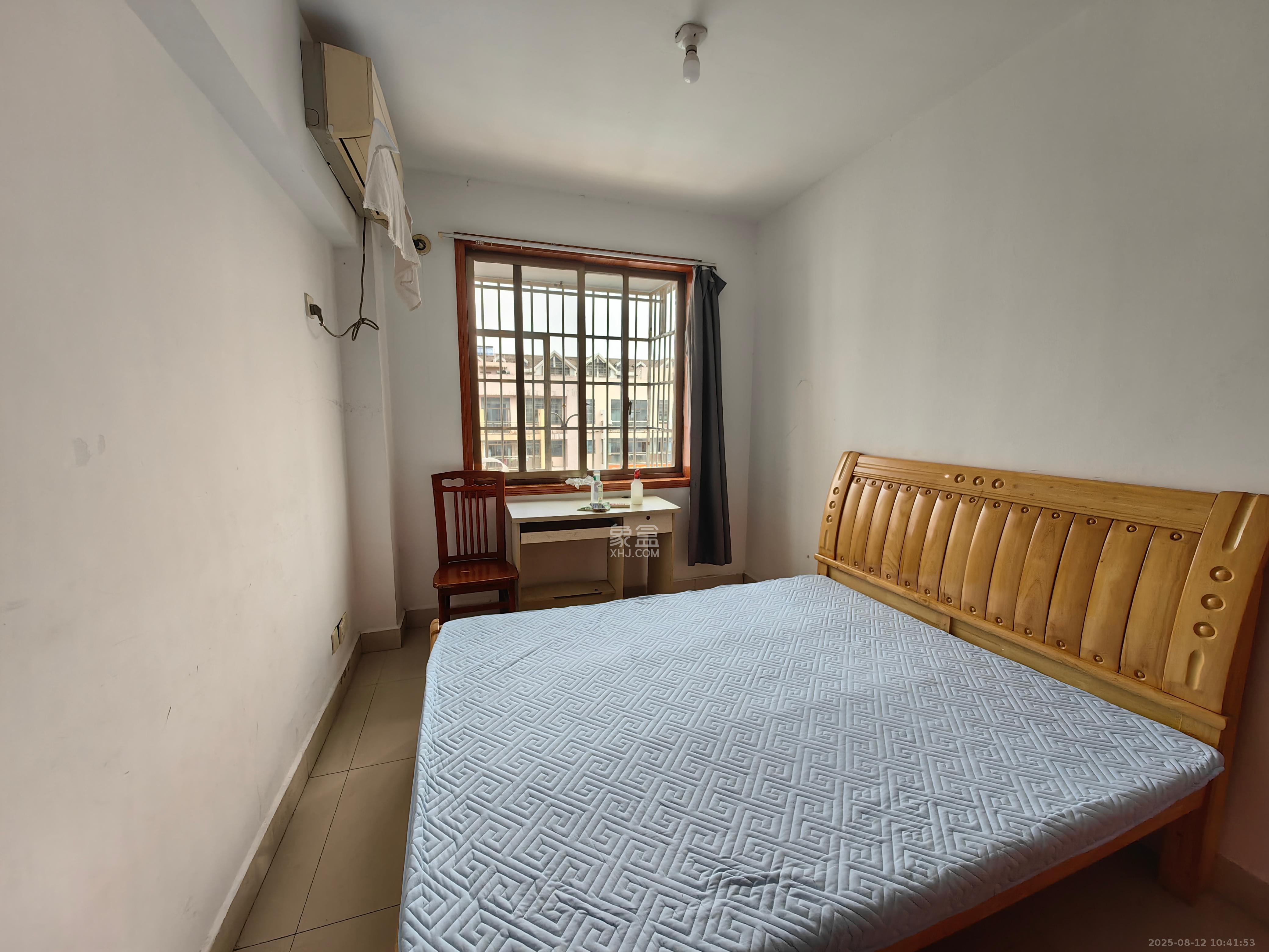 望龙小区 1室1厅1卫 1100.0元/月 望龙小区 1室1厅1卫 1100.0元/月室内图