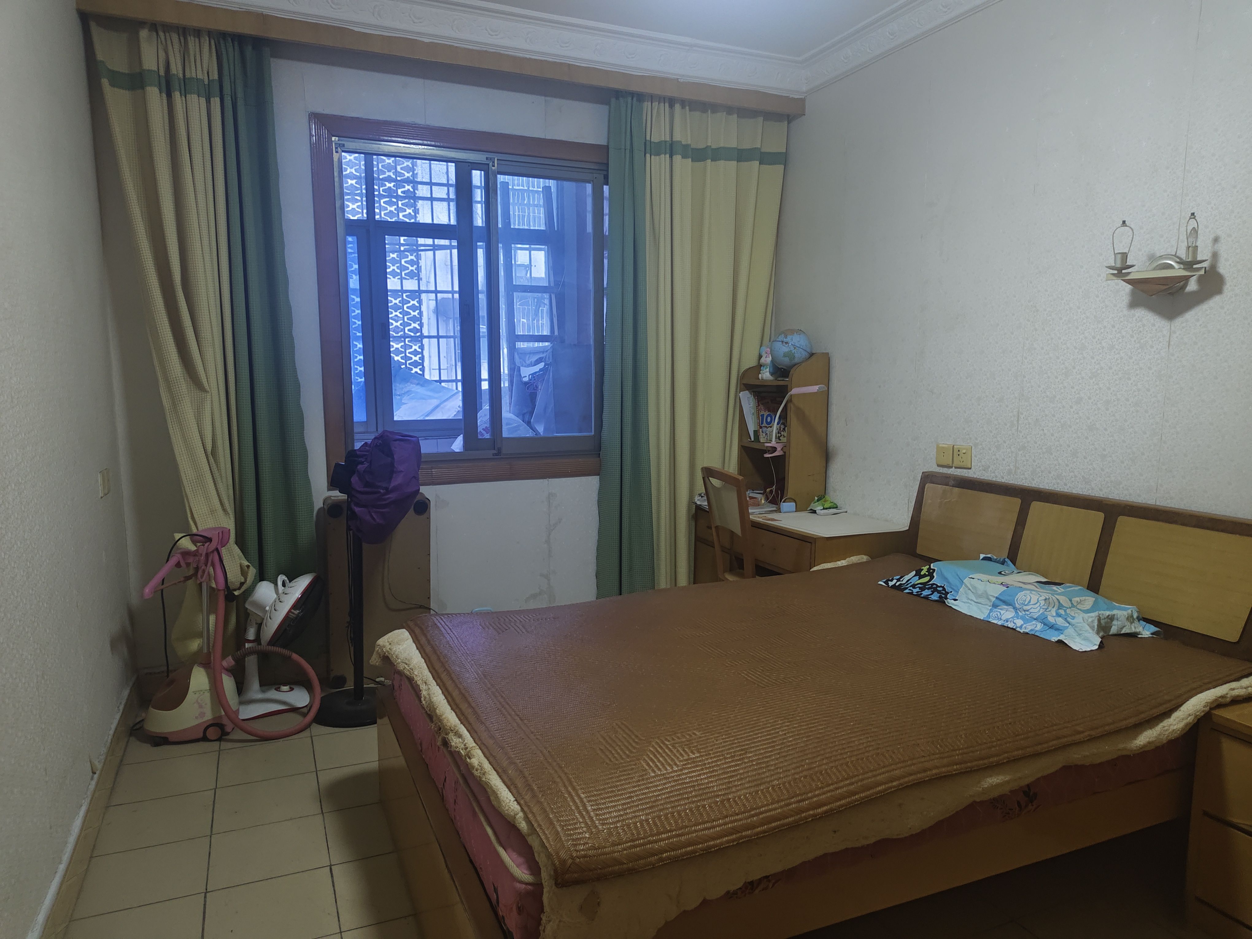 娄底第三完全小学家属楼 3室2厅1卫 2000.0元/月 娄底第三完全小学家属楼 3室2厅1卫 2000.0元/月室内图