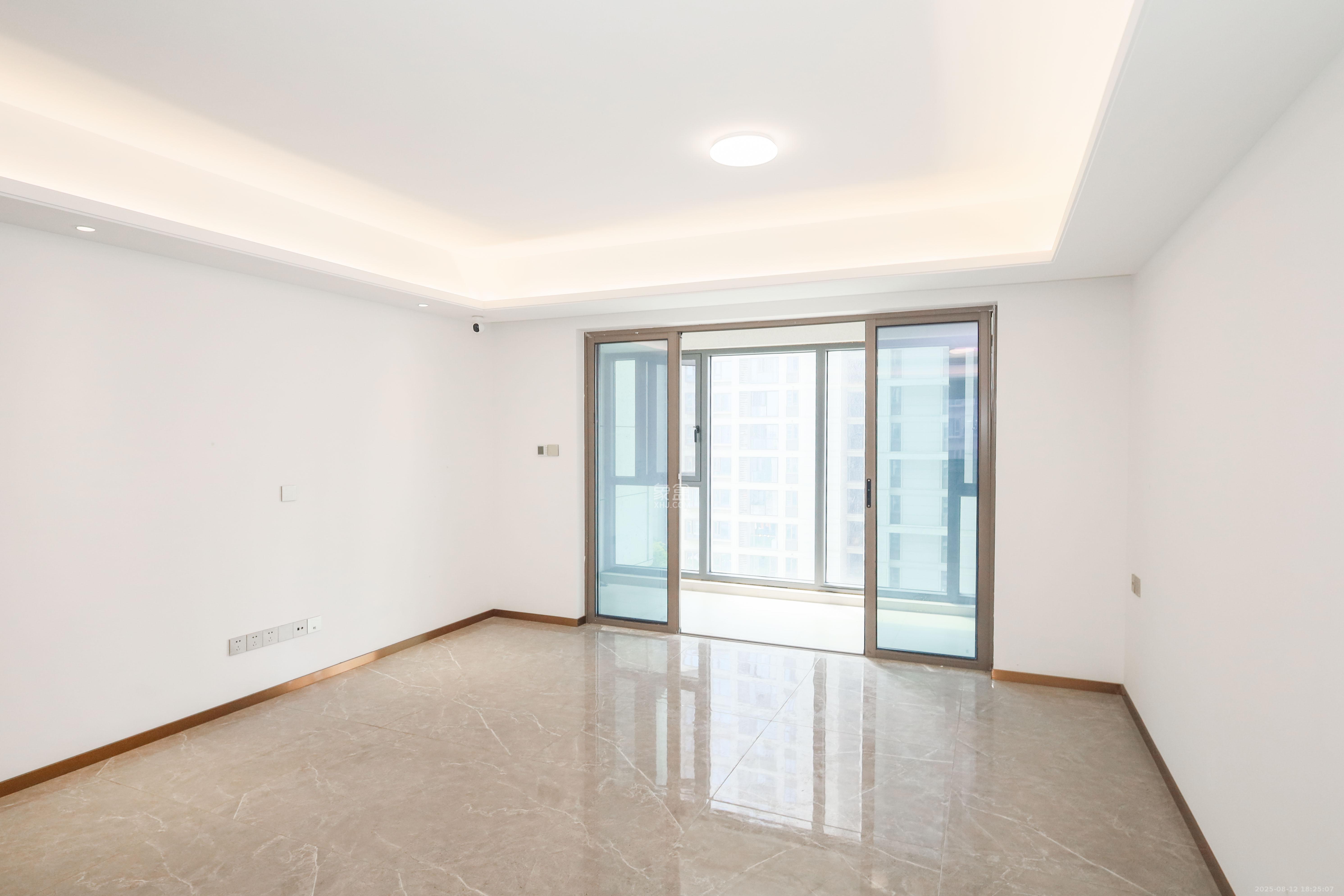 长沙溪山悦  4室2厅2卫    112.0万 长沙溪山悦  4室2厅2卫    112.0万客厅