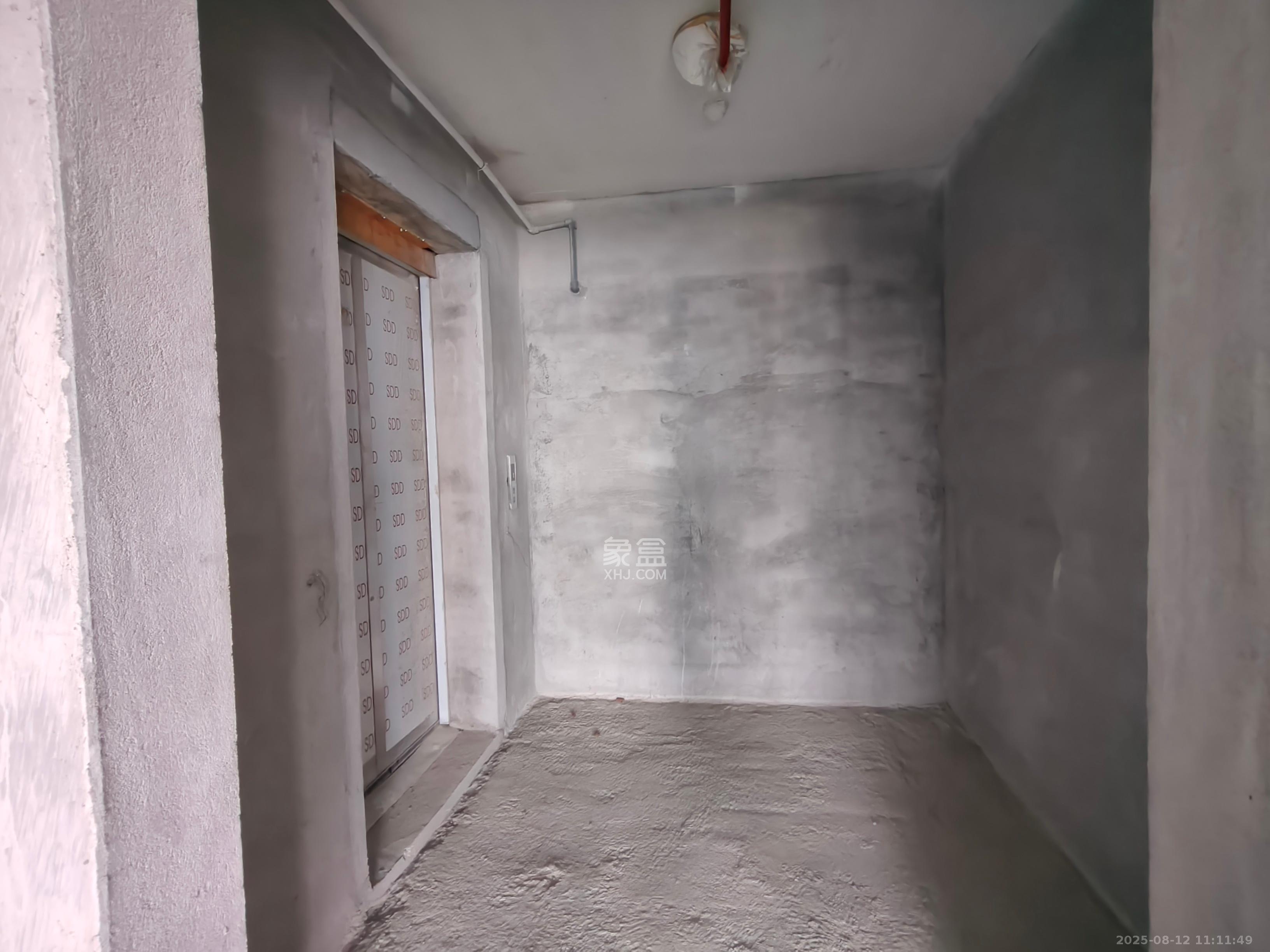 福晟翡翠湾  4室2厅3卫    7000.0元/月 福晟翡翠湾  4室2厅3卫    7000.0元/月室内图