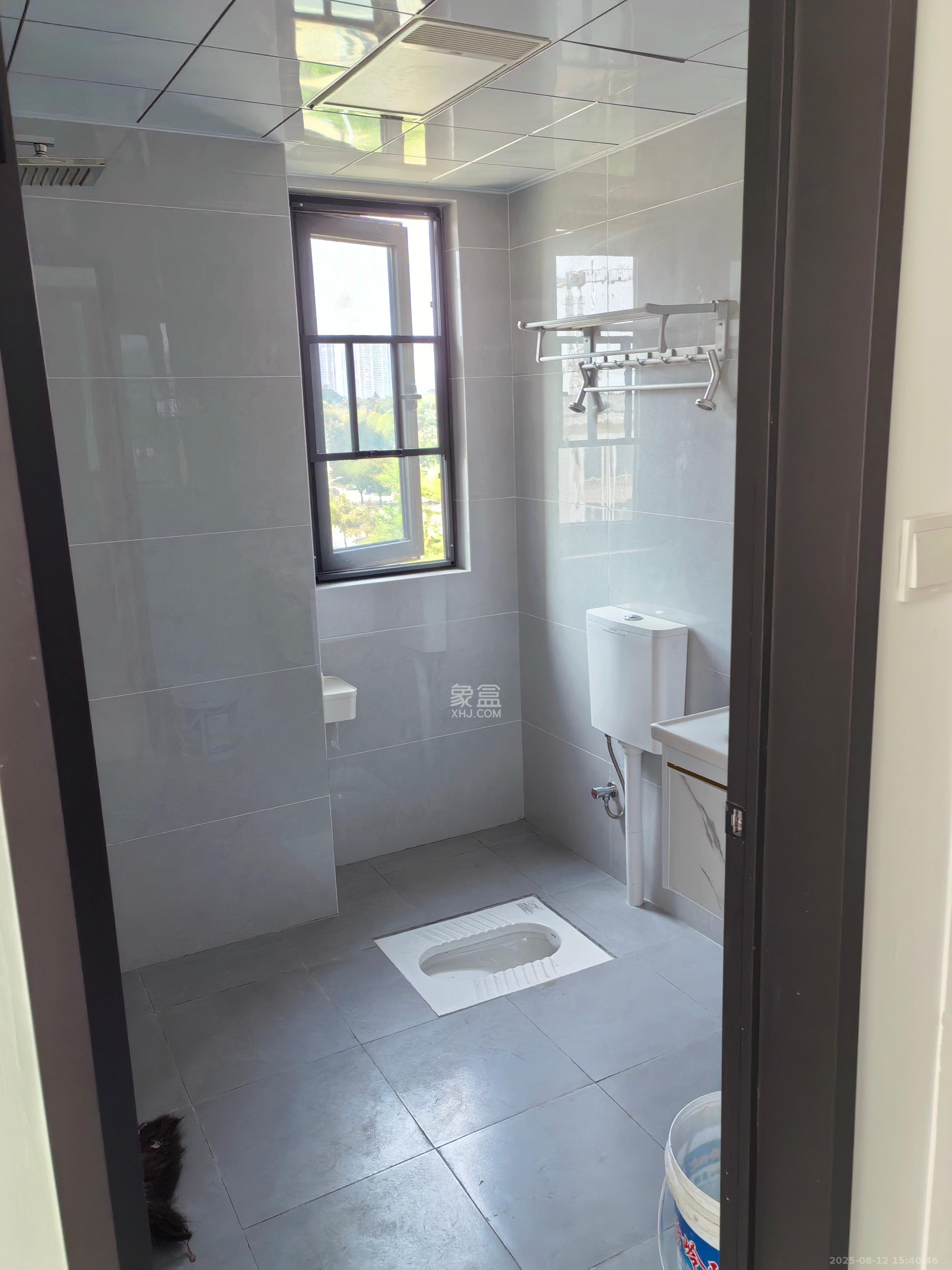 恒大揽湖苑(恒大林溪郡)  3室2厅2卫    2800.0元/月室内图