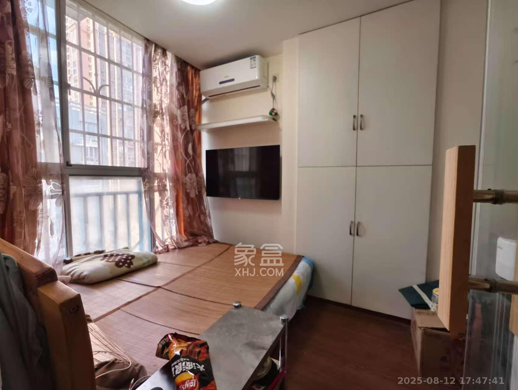 长房东郡  3室1厅1卫   2800.00元/月室内图