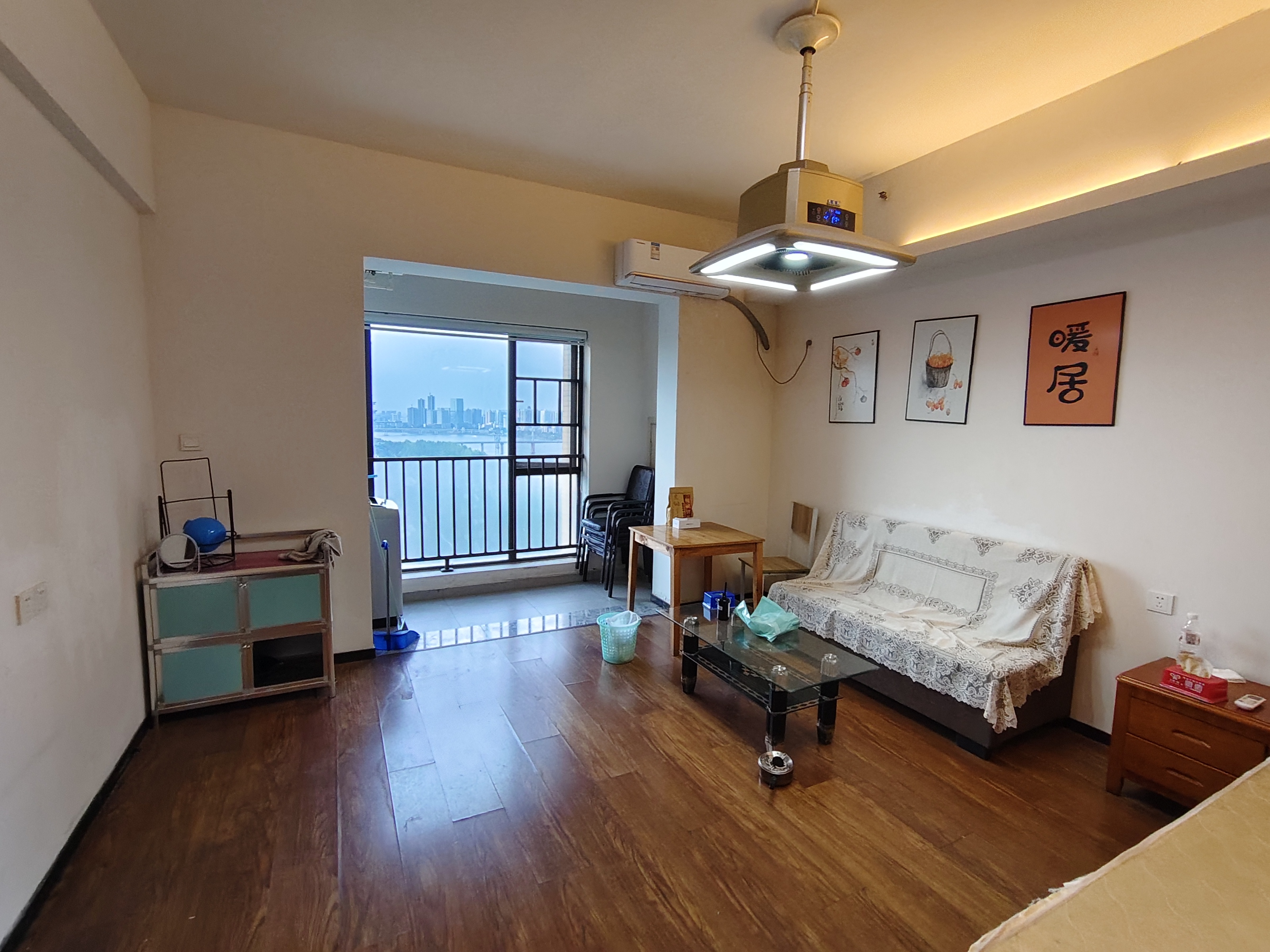 中泰财富湘江 1室1厅1卫 1200.0元/月 中泰财富湘江 1室1厅1卫 1200.0元/月户型图