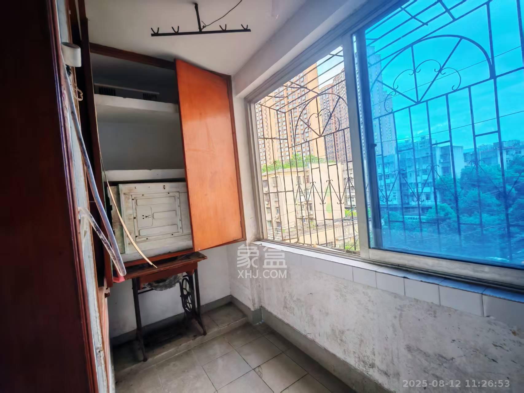 长坡水利水电机械厂宿舍 2室1厅1卫 1100.0元/月 长坡水利水电机械厂宿舍 2室1厅1卫 1100.0元/月室内图