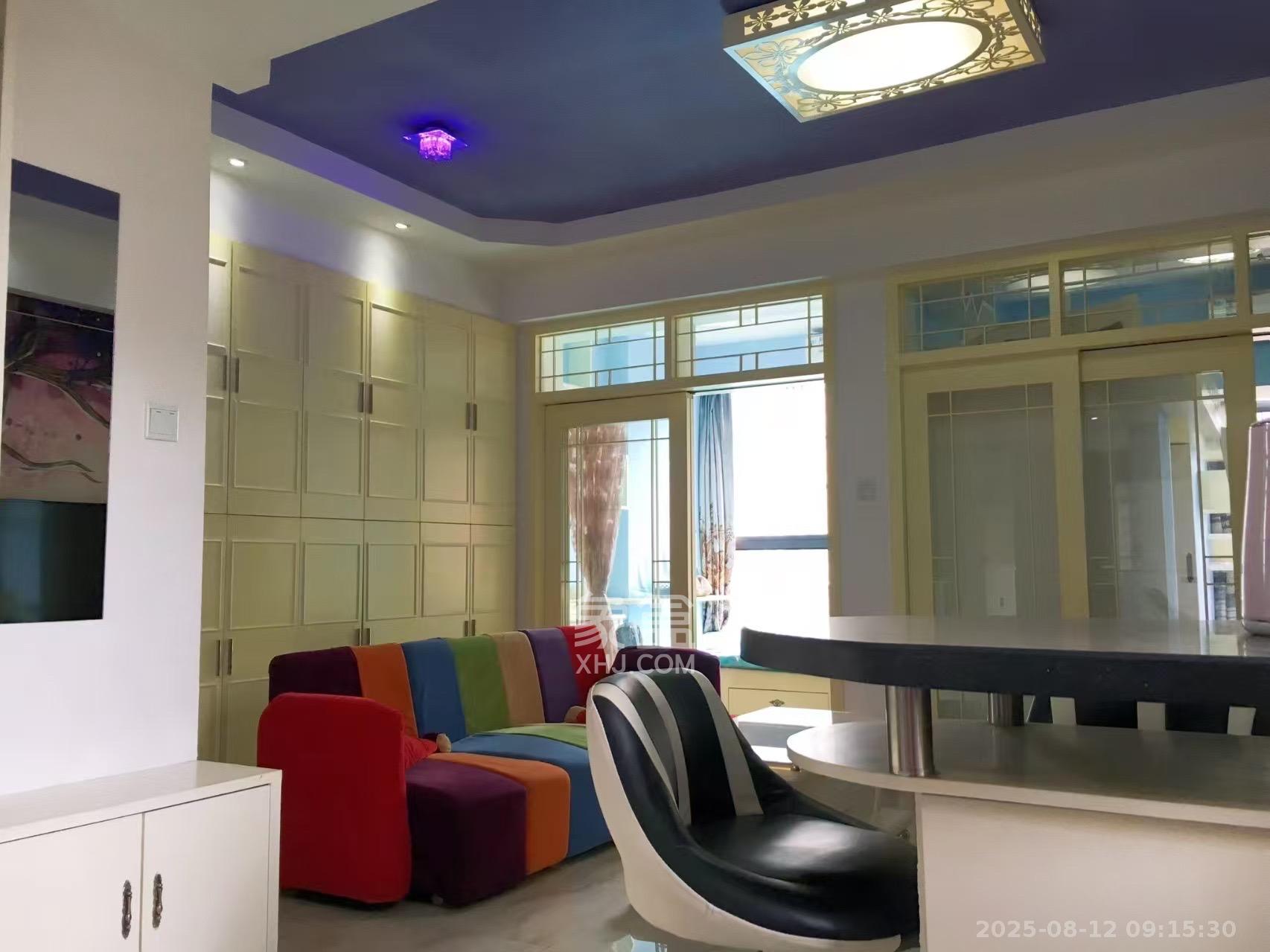 时代公馆 2室1厅1卫 1650.0元/月 时代公馆 2室1厅1卫 1650.0元/月室内图