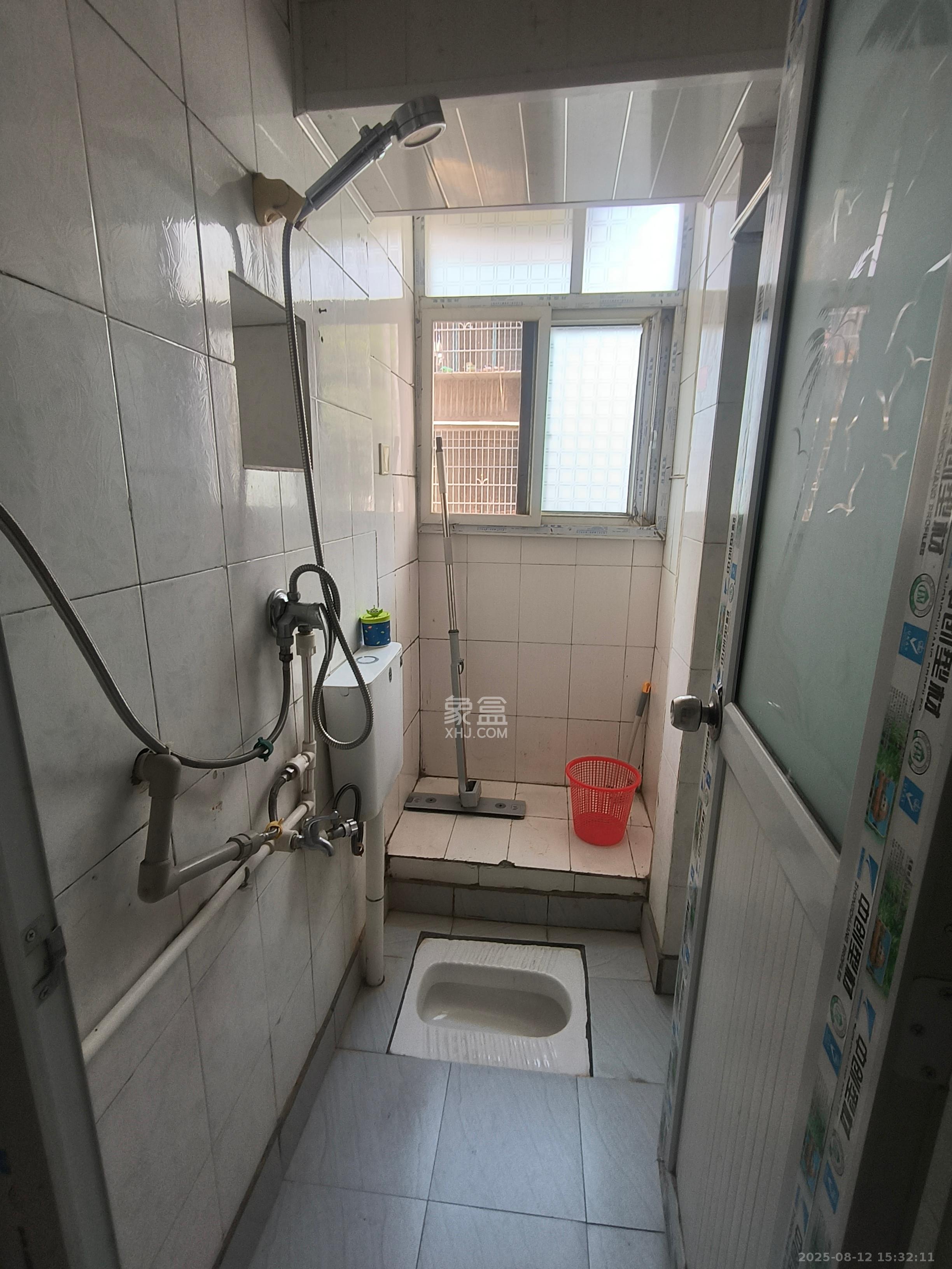 湖南省木偶皮影剧团 2室1厅1卫 1800.0元/月 湖南省木偶皮影剧团 2室1厅1卫 1800.0元/月室内图